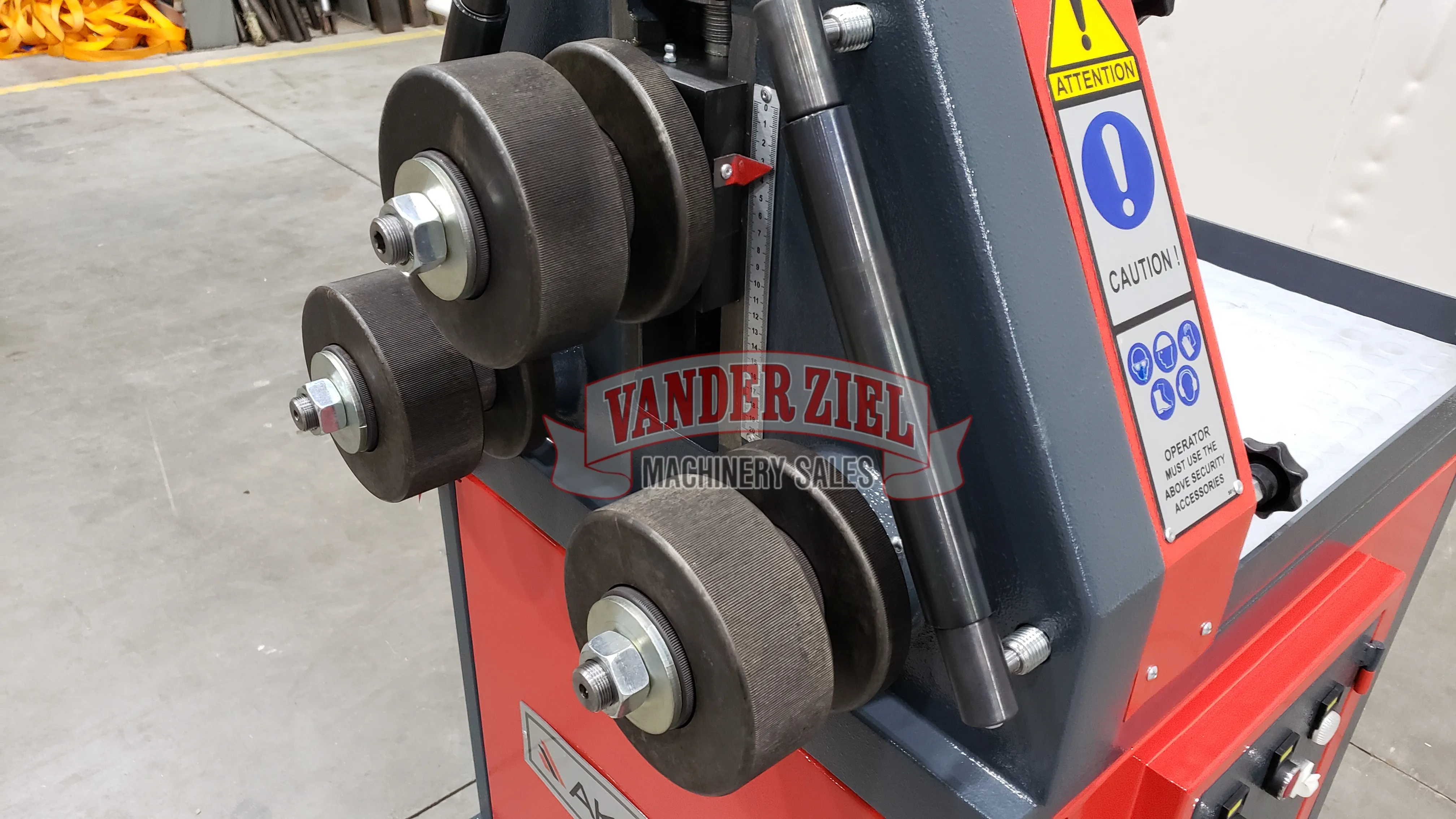 Akyapak 1 1/8" x 1 1/8" Angle Bending Roll, Model APK 35, Hardened Rolls, Guide Rolls - NEW - Prefetch Image 44601