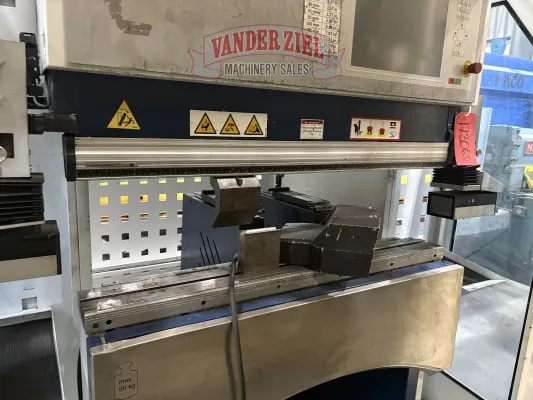 Trumpf TruBend 40” x 40.5 Tons Press Brake, Model 7036 - Gallery Thumbnail 3