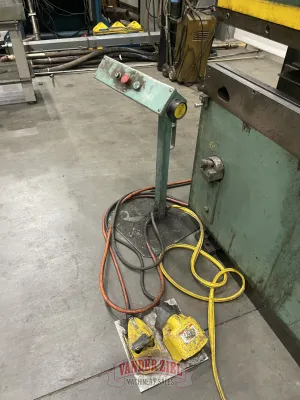 Piranha All Steel 8' x 65 Tons Press Brake, Model 65-8 - Gallery Thumbnail 3