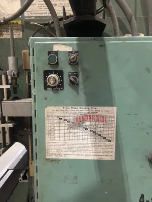 Piranha All Steel 8' x 65 Tons Press Brake, Model 65-8 - Gallery Thumbnail 8