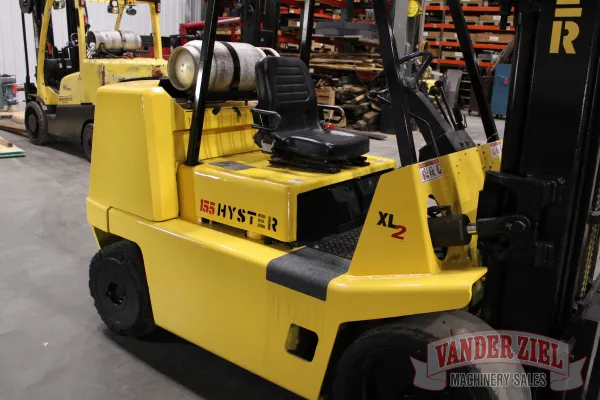Hyster 14,700lbs Lift Capacity Forklift, Model S155XL2 - Gallery Thumbnail 2