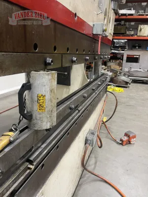 Cincinnati 8’ x 175 Ton Hydraulic Press Brake, Model 175 FMII x 6 - Gallery Thumbnail 13