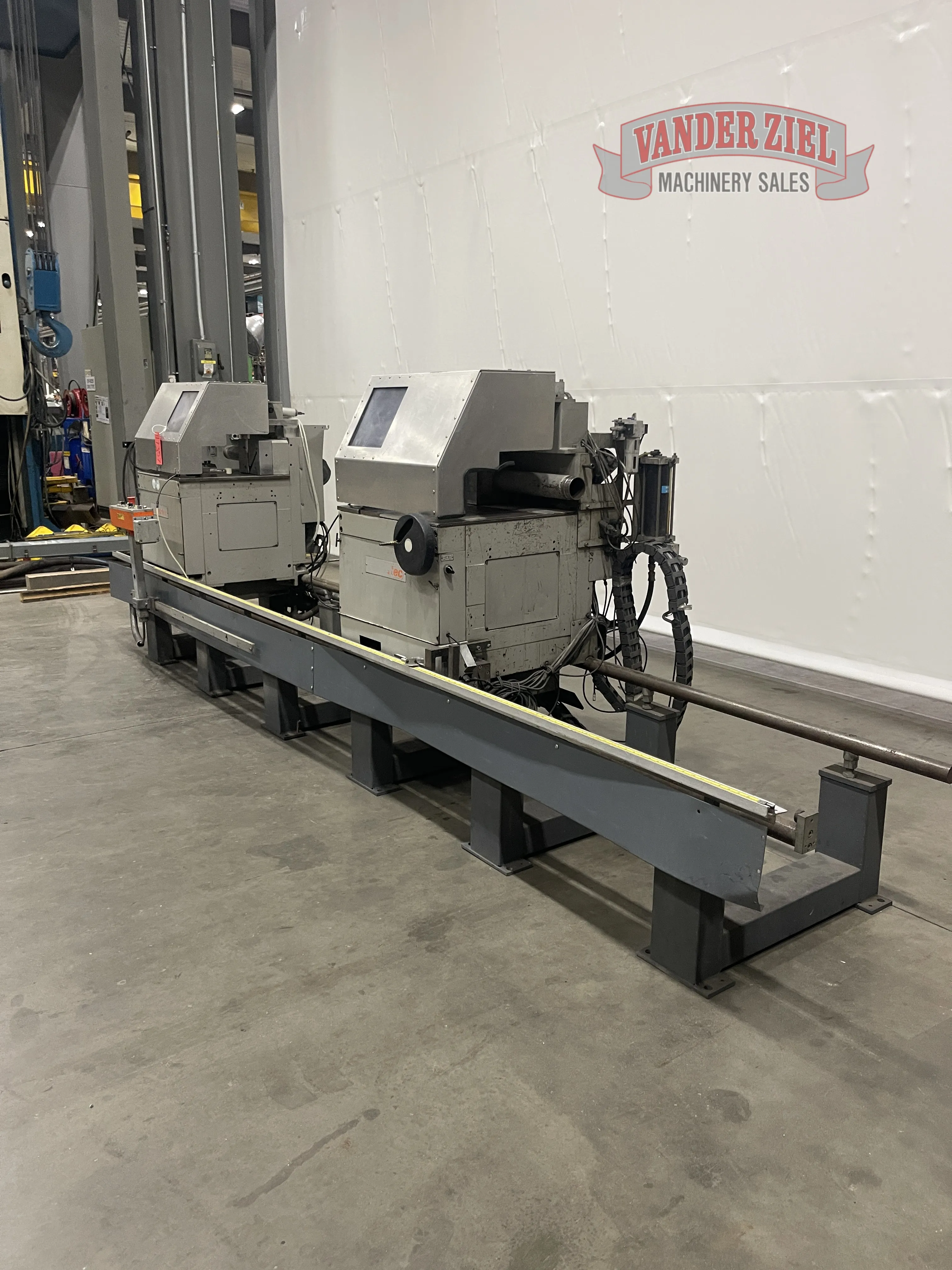 Elumatec 13.75" Double Miter Saw, Model DG 142 - Prefetch Image 44887