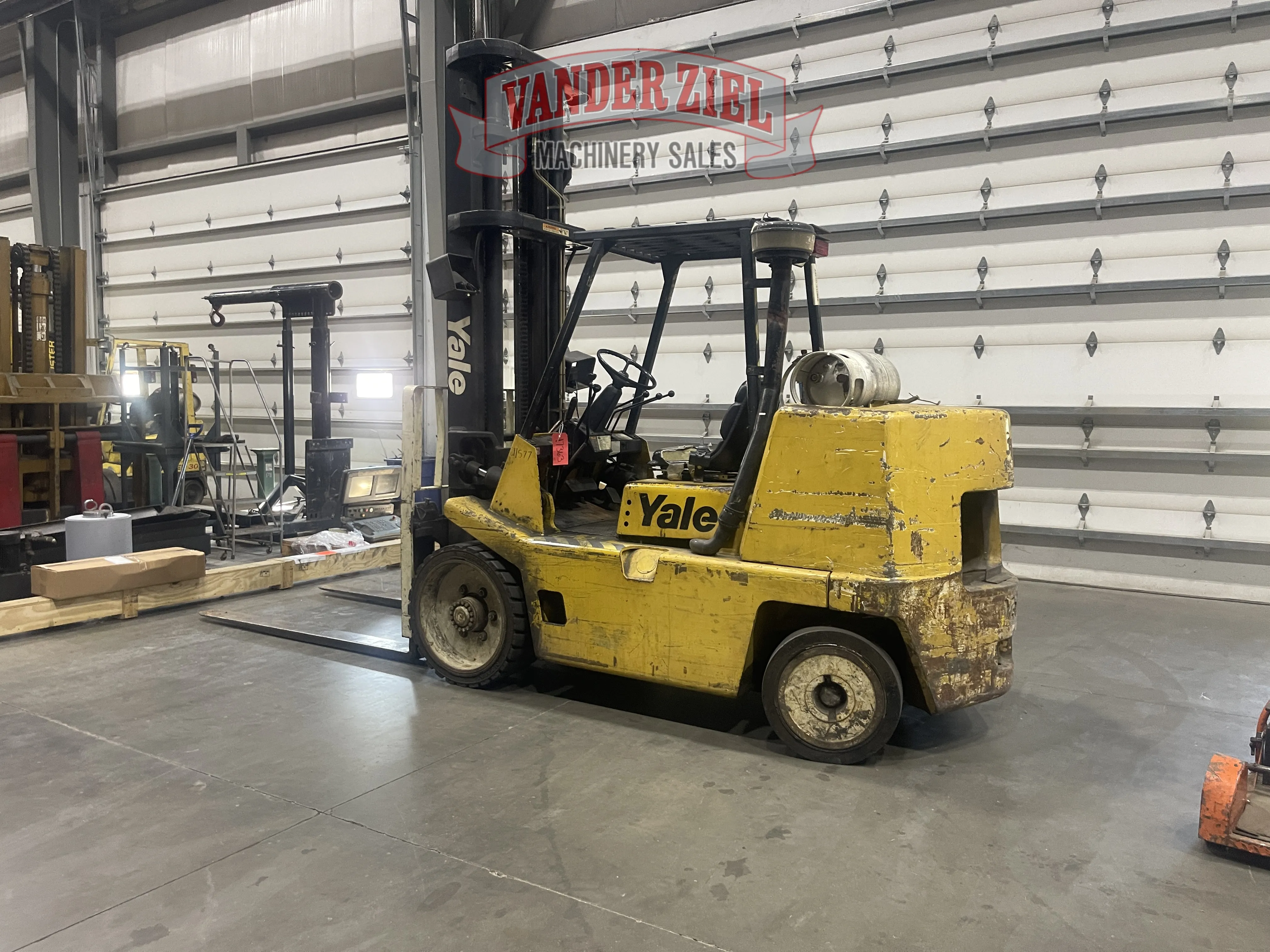 Yale Model GLC155CANGBV126 15,000 Lbs Capacity Forklift - Prefetch Image 44943