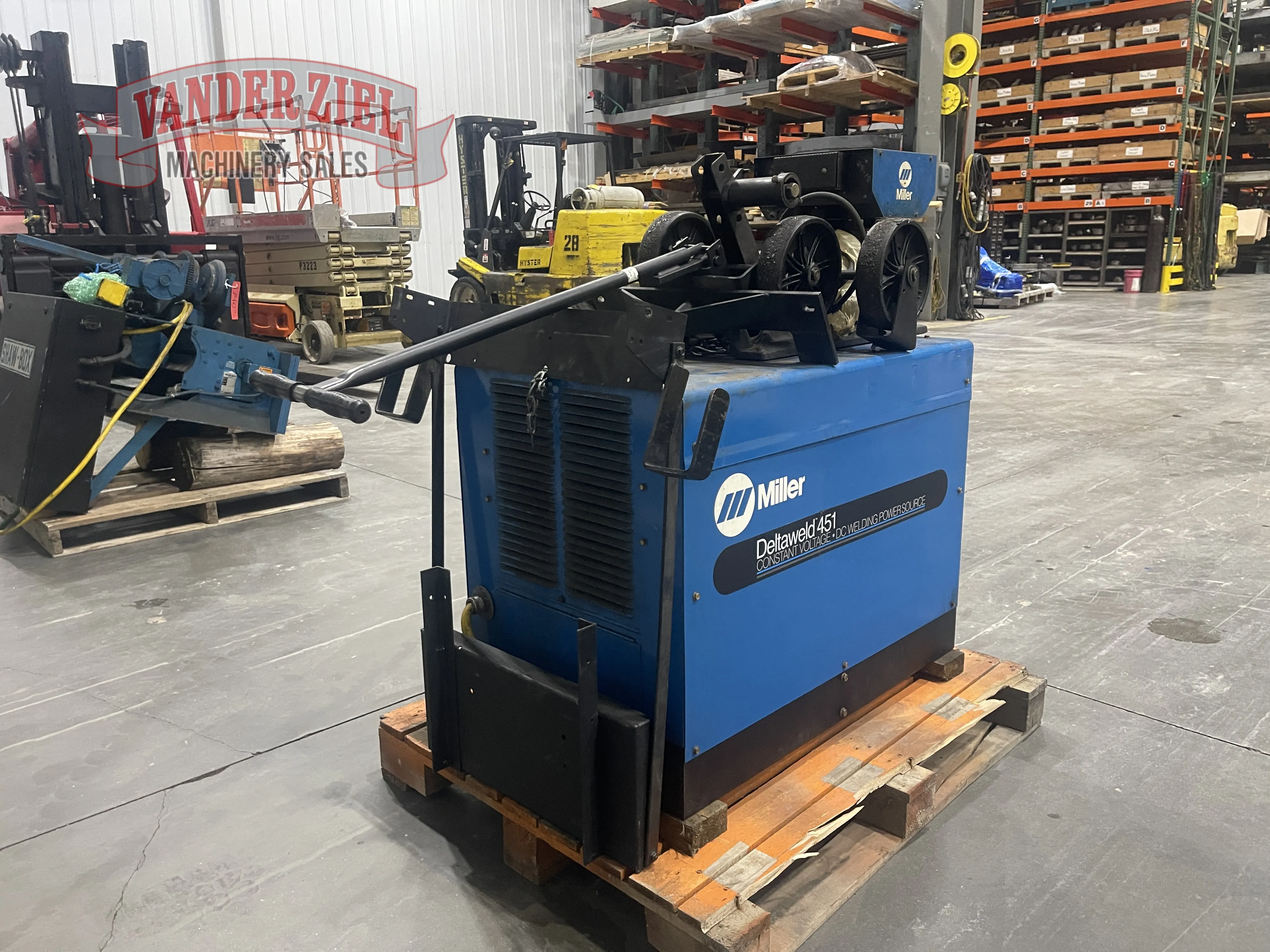 Miller Deltaweld 451 Welder - Prefetch Image 45101