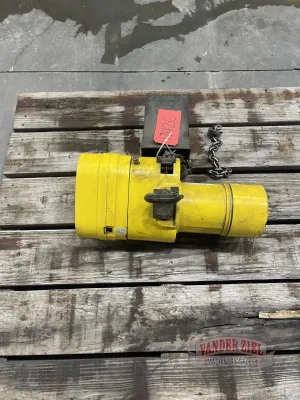 Budgit 1 Ton Hoist - Gallery Thumbnail 3