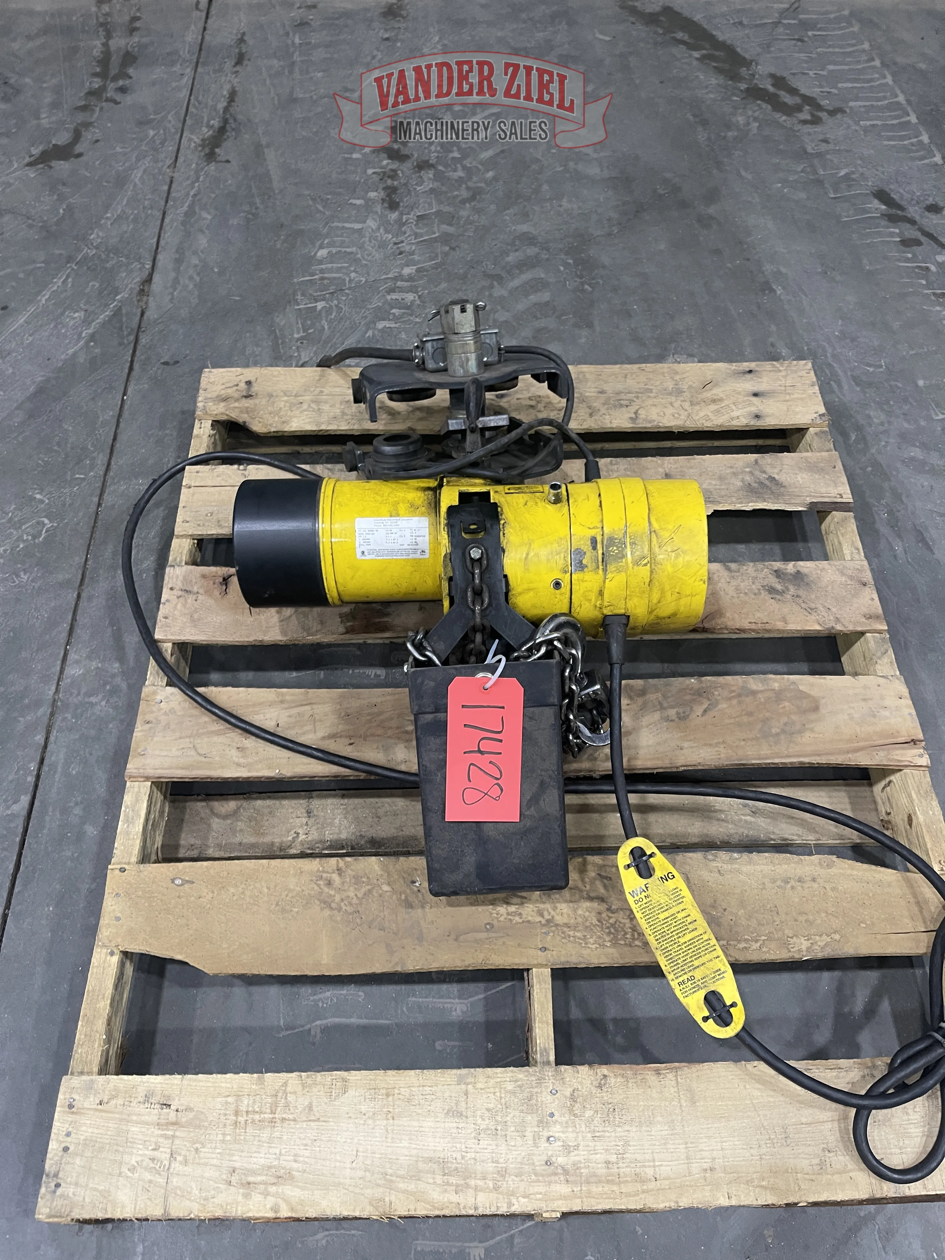 1 Ton Jib Crane and Budgit 1 Ton Hoist - Main Image 1