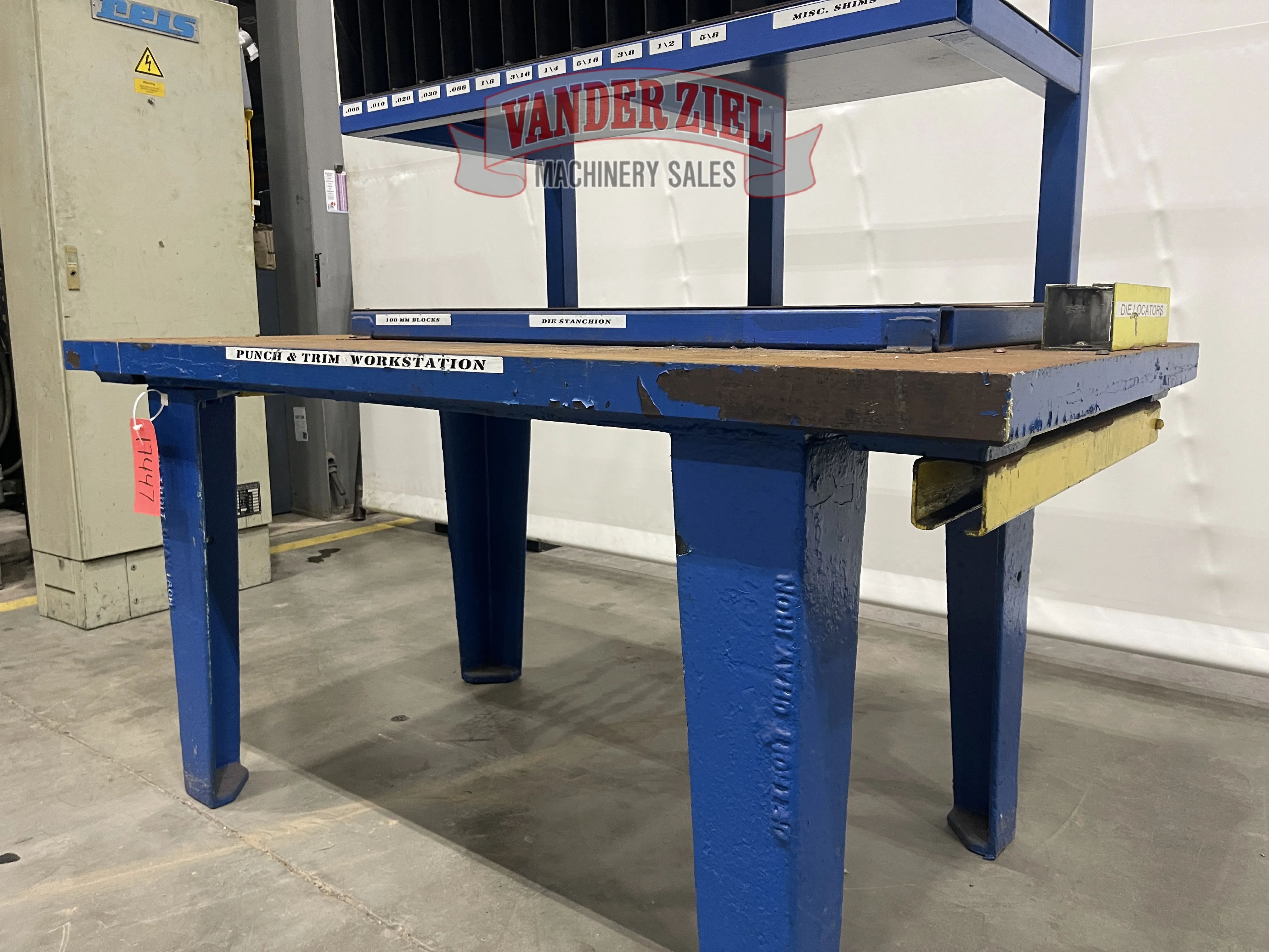 Steel Table - Prefetch Image 45319