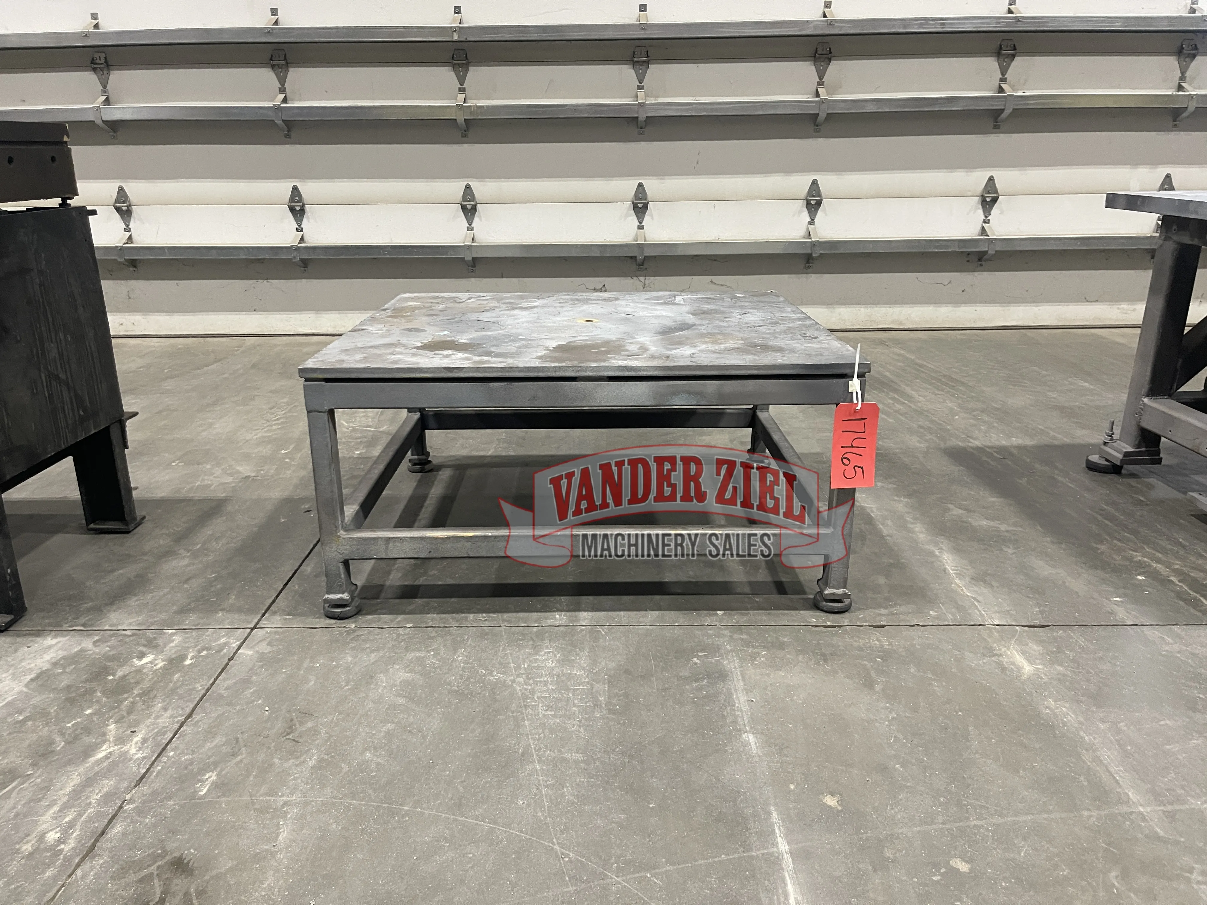 40" x 20" x 36"H Steel Welding Table - Main Image 1
