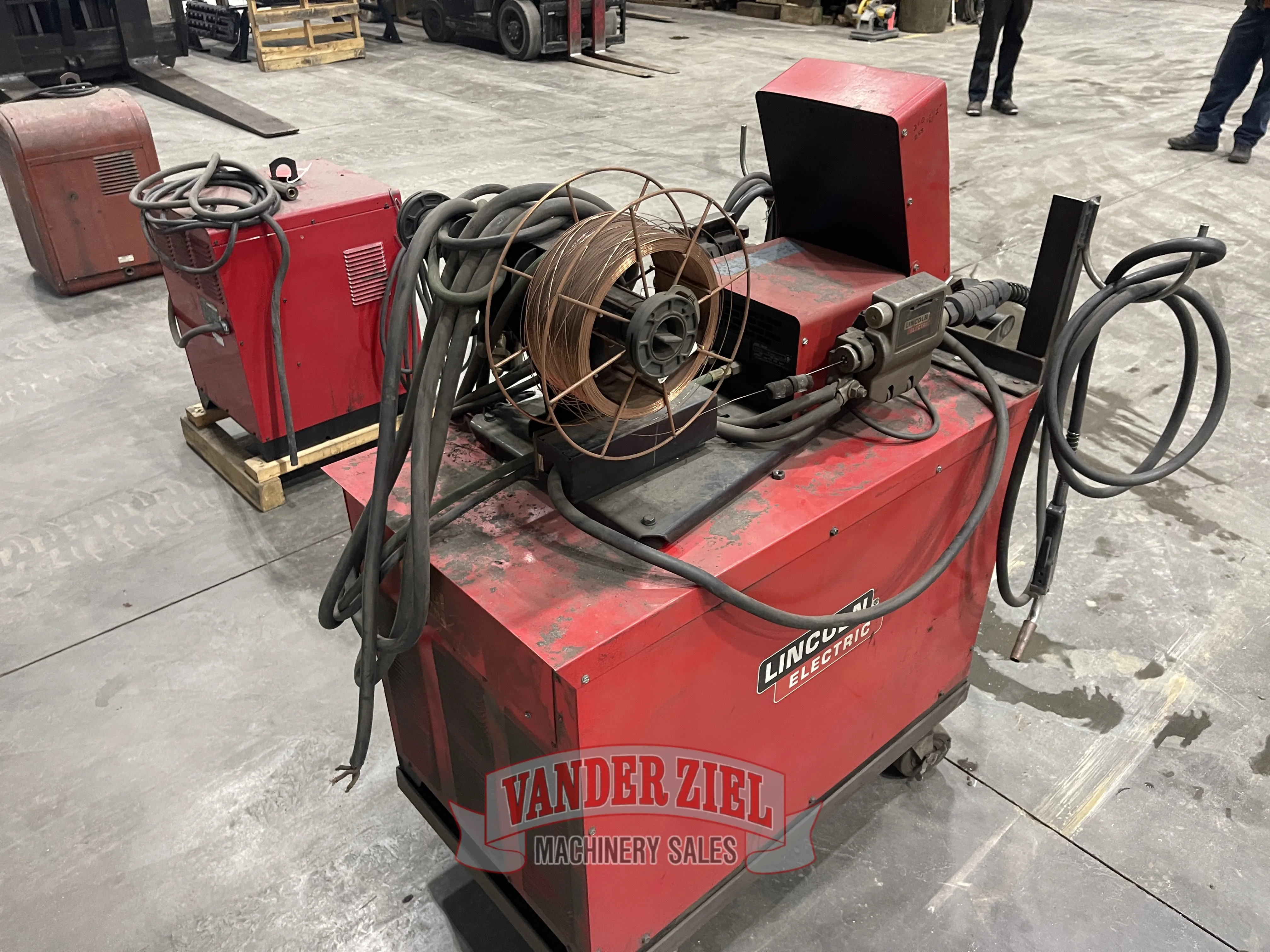 Lincoln DC-600 Welder - Prefetch Image 45480