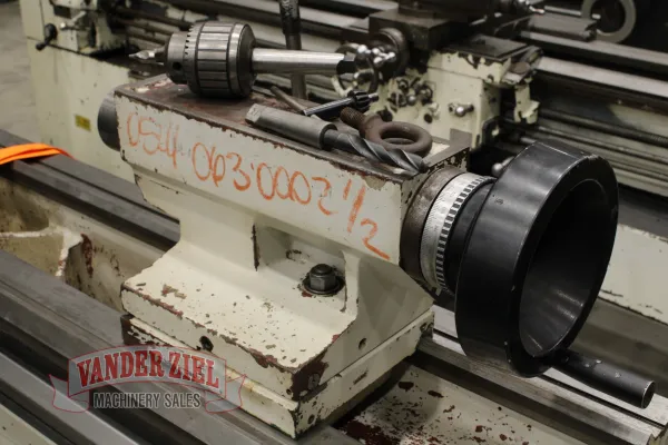 Clausing Mascot 18" x 80" VS Gap Bed Lathe - Gallery Thumbnail 4