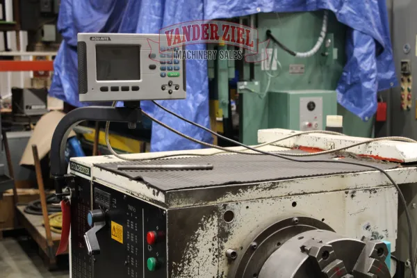 Clausing Mascot 18" x 80" VS Gap Bed Lathe - Gallery Thumbnail 7