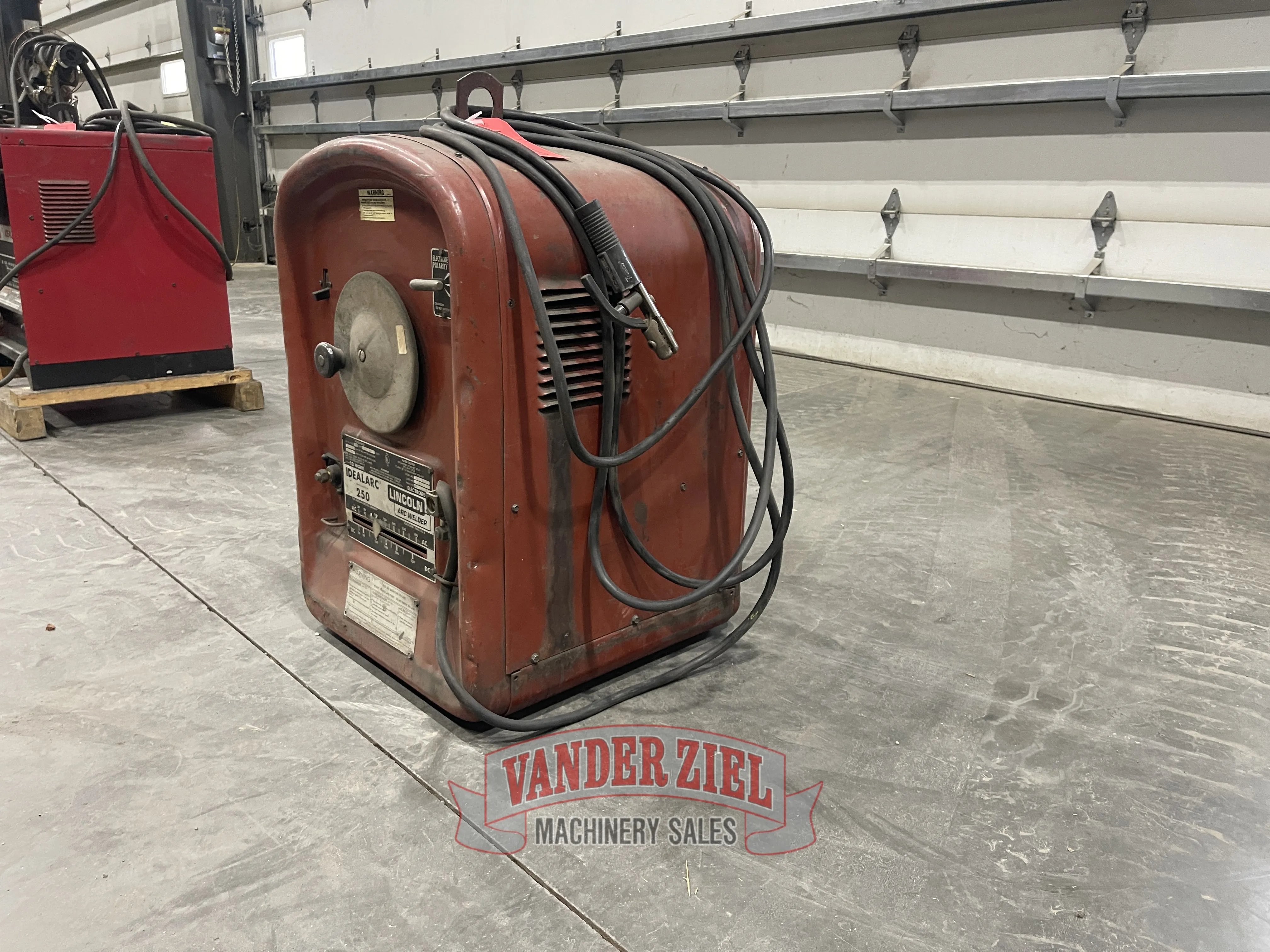 Lincoln Idealarc 250 Welder - Prefetch Image 45696