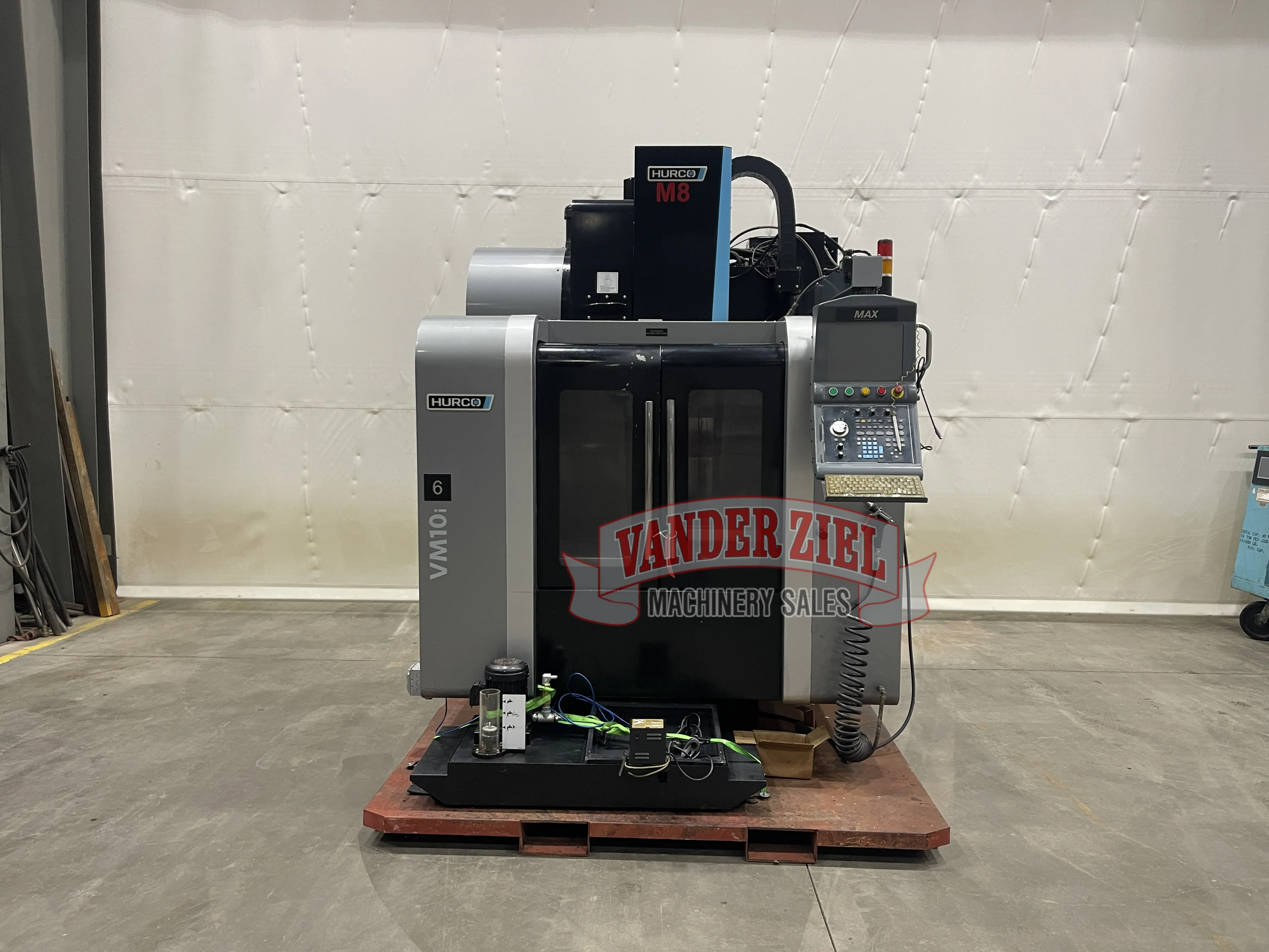Hurco VM10i Vertical Machining Center, Model VM10 2013 - Main Image 1