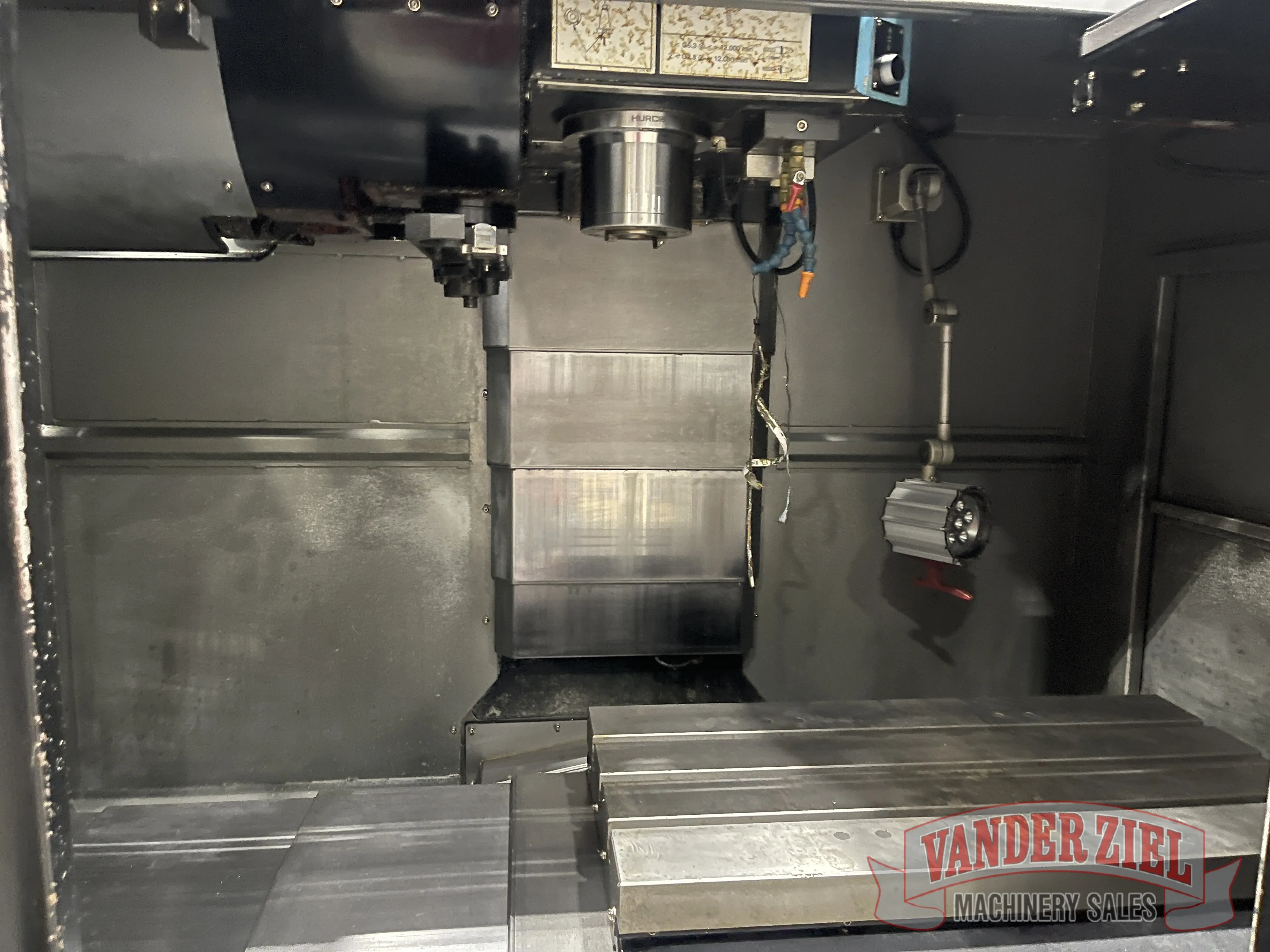 Hurco VM10i Vertical Machining Center, Model VM10 2013 - Prefetch Image 45714