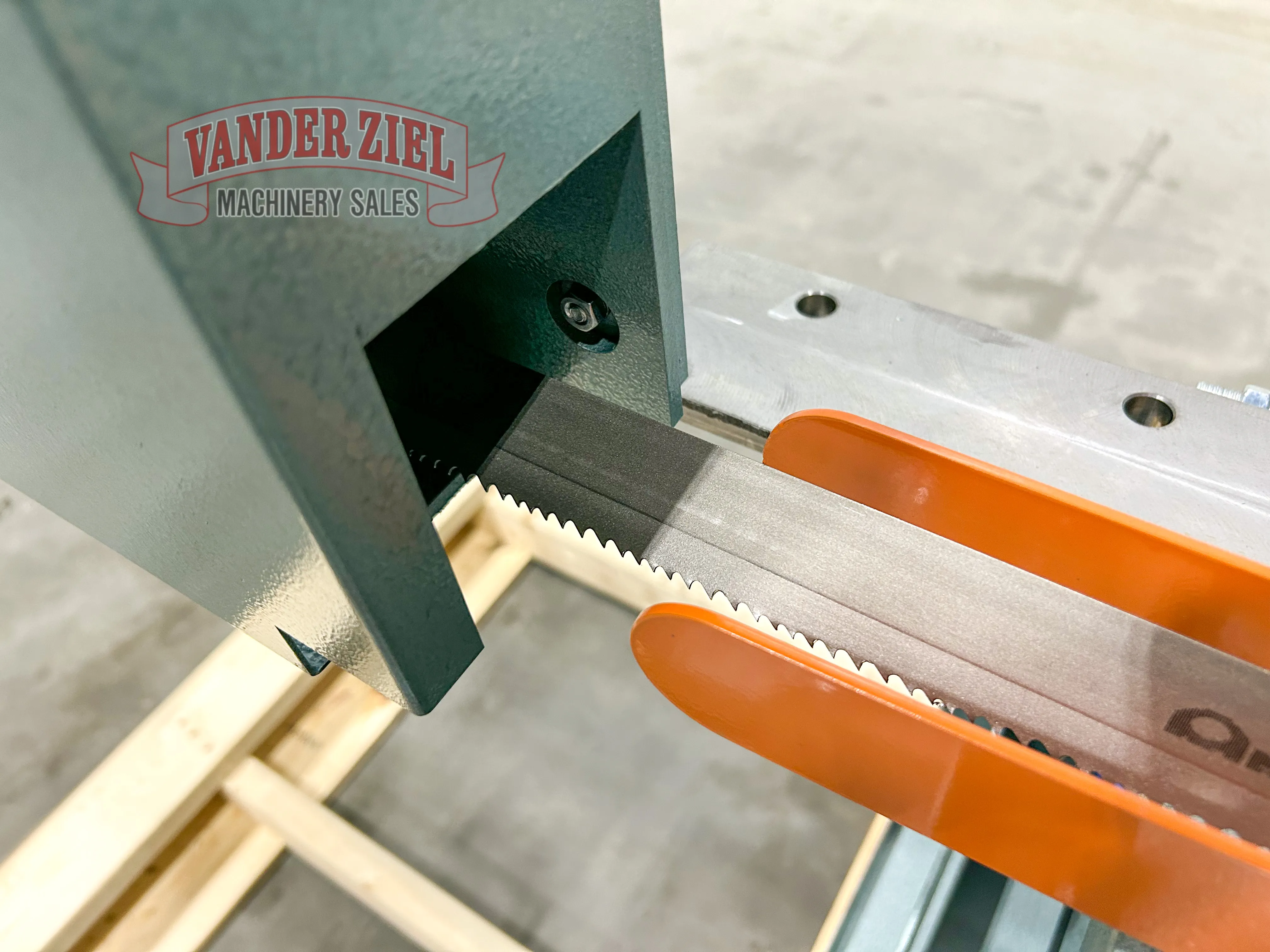 Ellis 13″ x 16″ Horizontal Saw, Model 4000 – NEW - Prefetch Image 45791