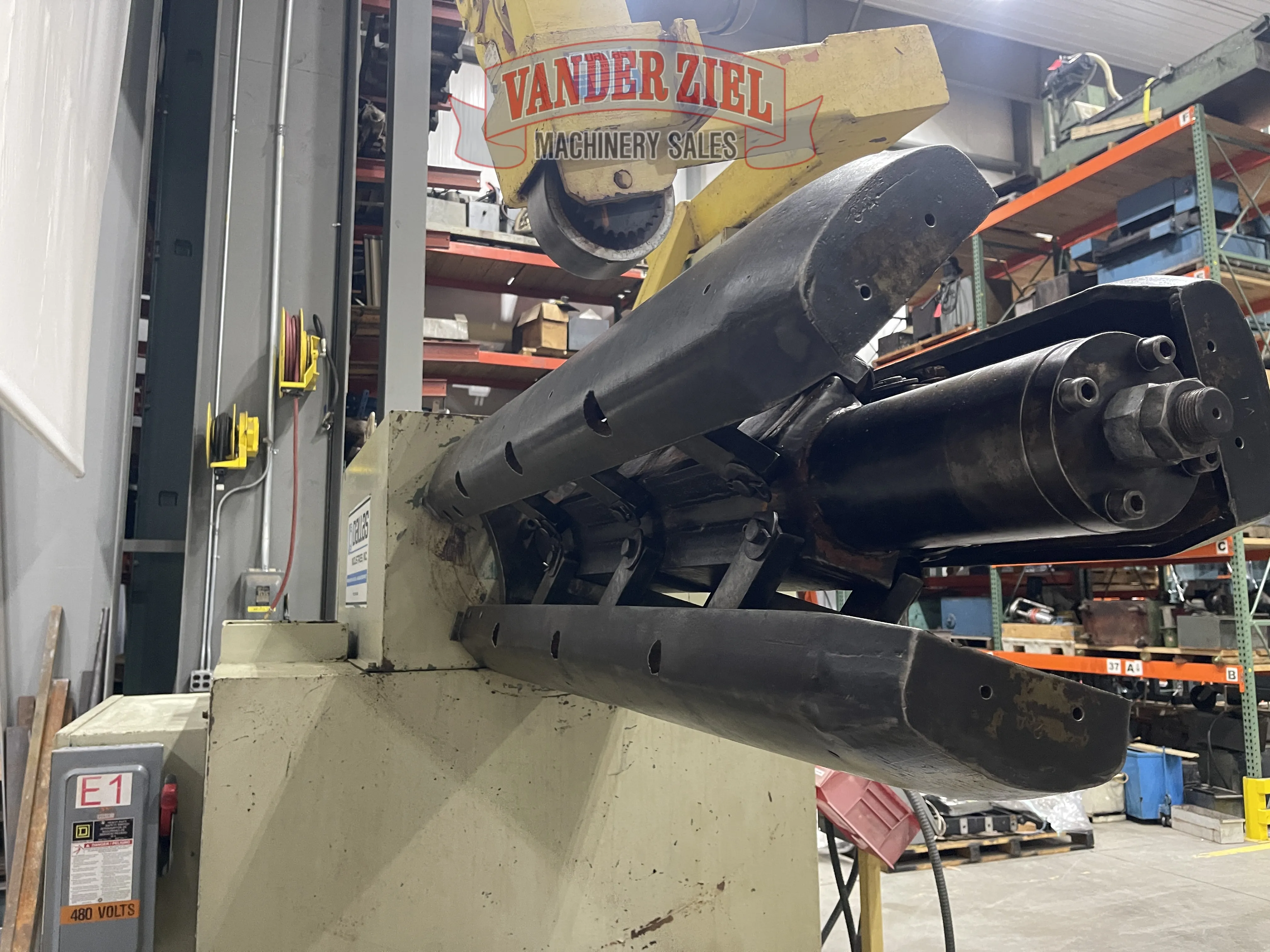 Dallas 10k LBS Reel w/ Coil Car - Prefetch Image 45920