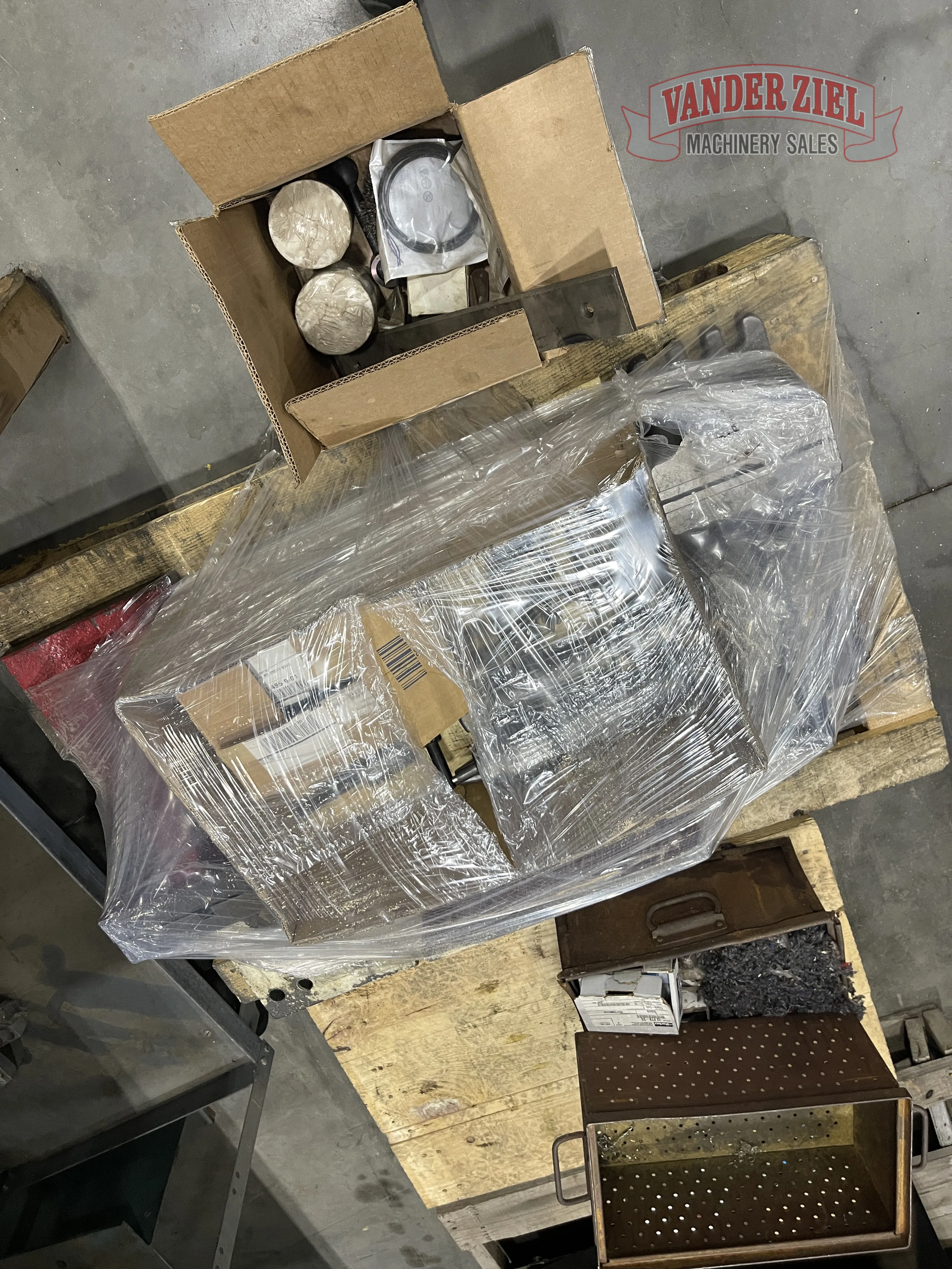 Hyd-Mech 42" x 26" Horizontal Saw, Model H26x42 - Prefetch Image 45931
