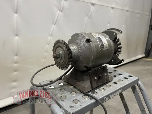 Benchtop Grinder - Gallery Thumbnail 2