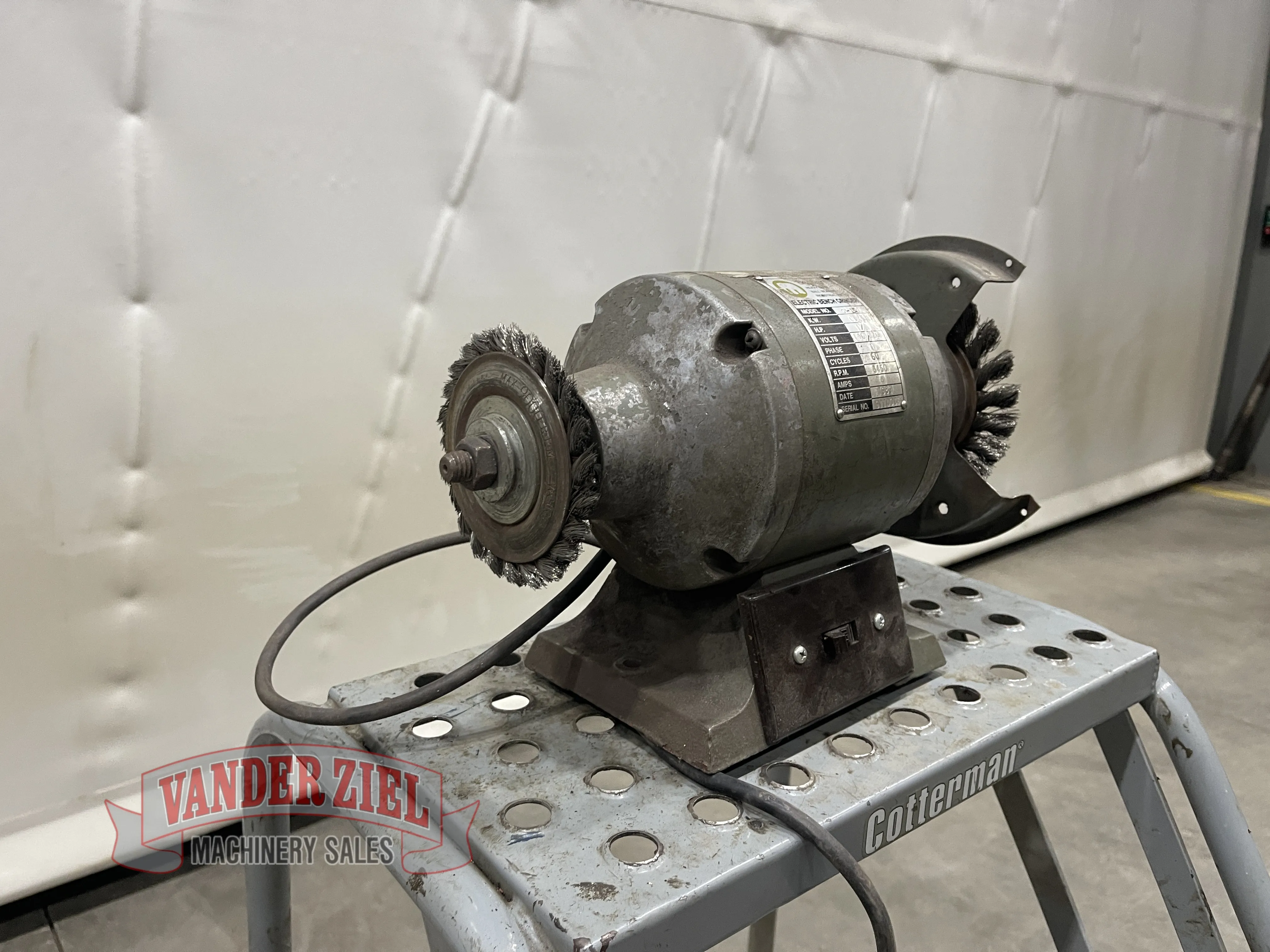 Benchtop Grinder - Prefetch Image 45937