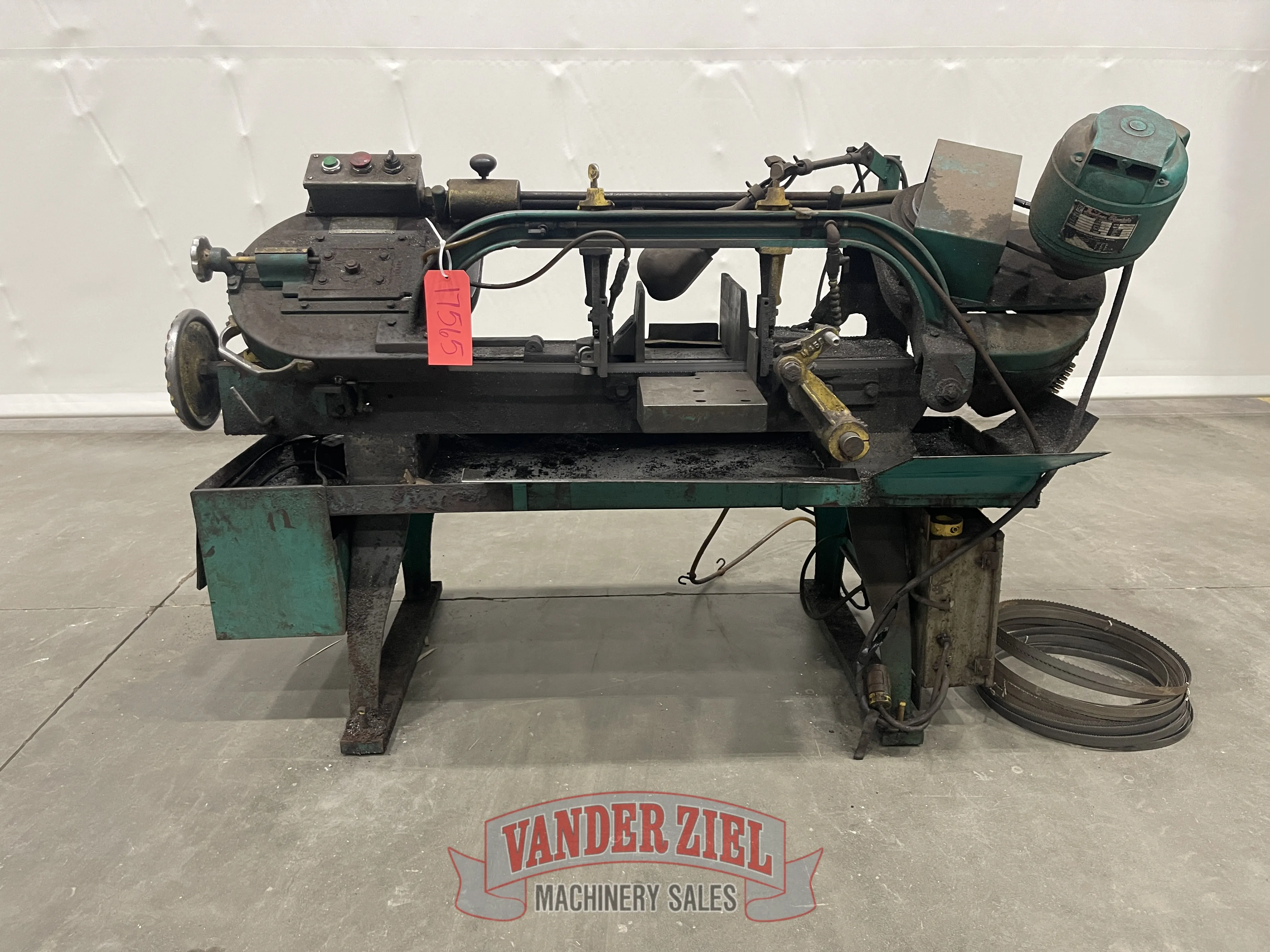 Wellsaw No. 8 Horizontal Band Saw - Main Image 1