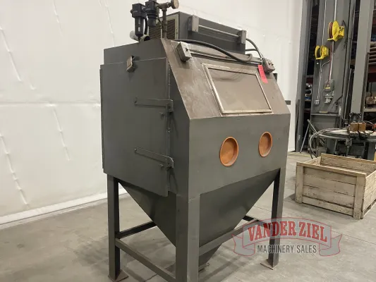 Sandblast Cabinet - Gallery Thumbnail 3