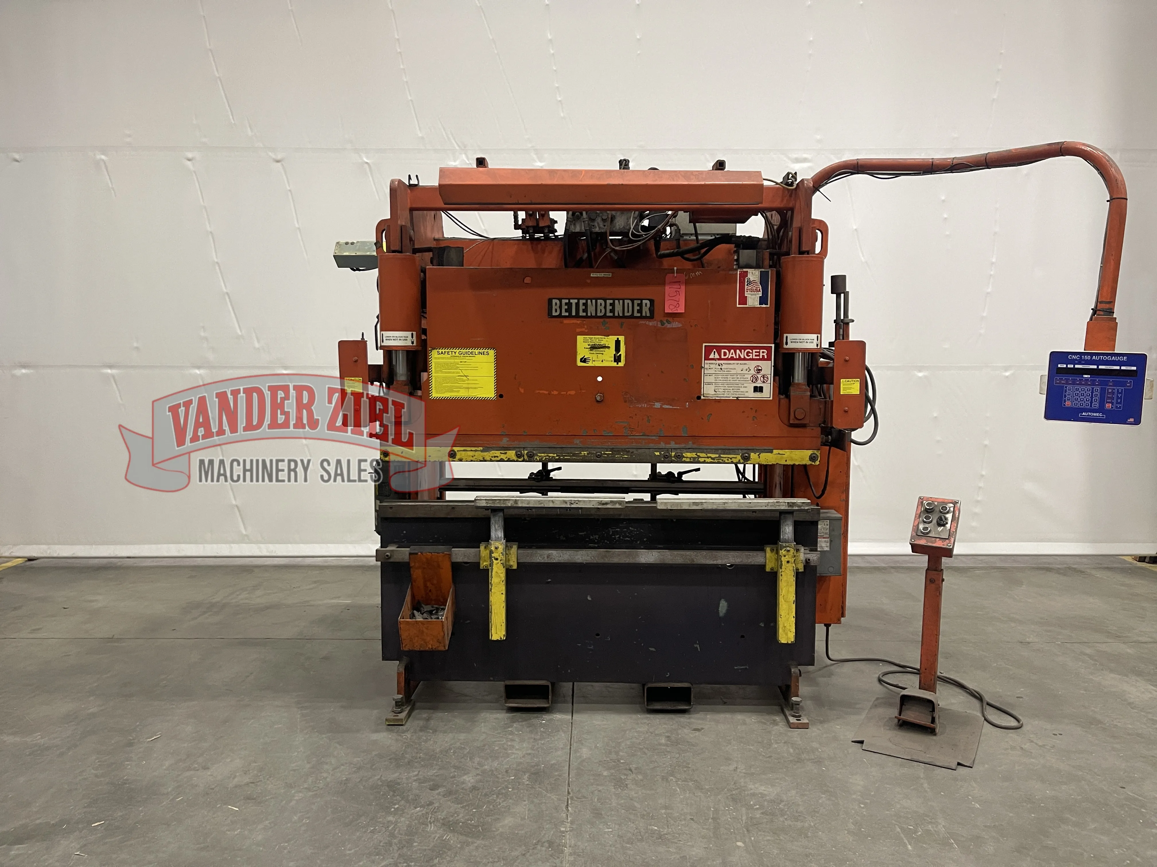 Betenbender 6' x 70 Ton Press Brake with Automec 150 Control - Main Image 1