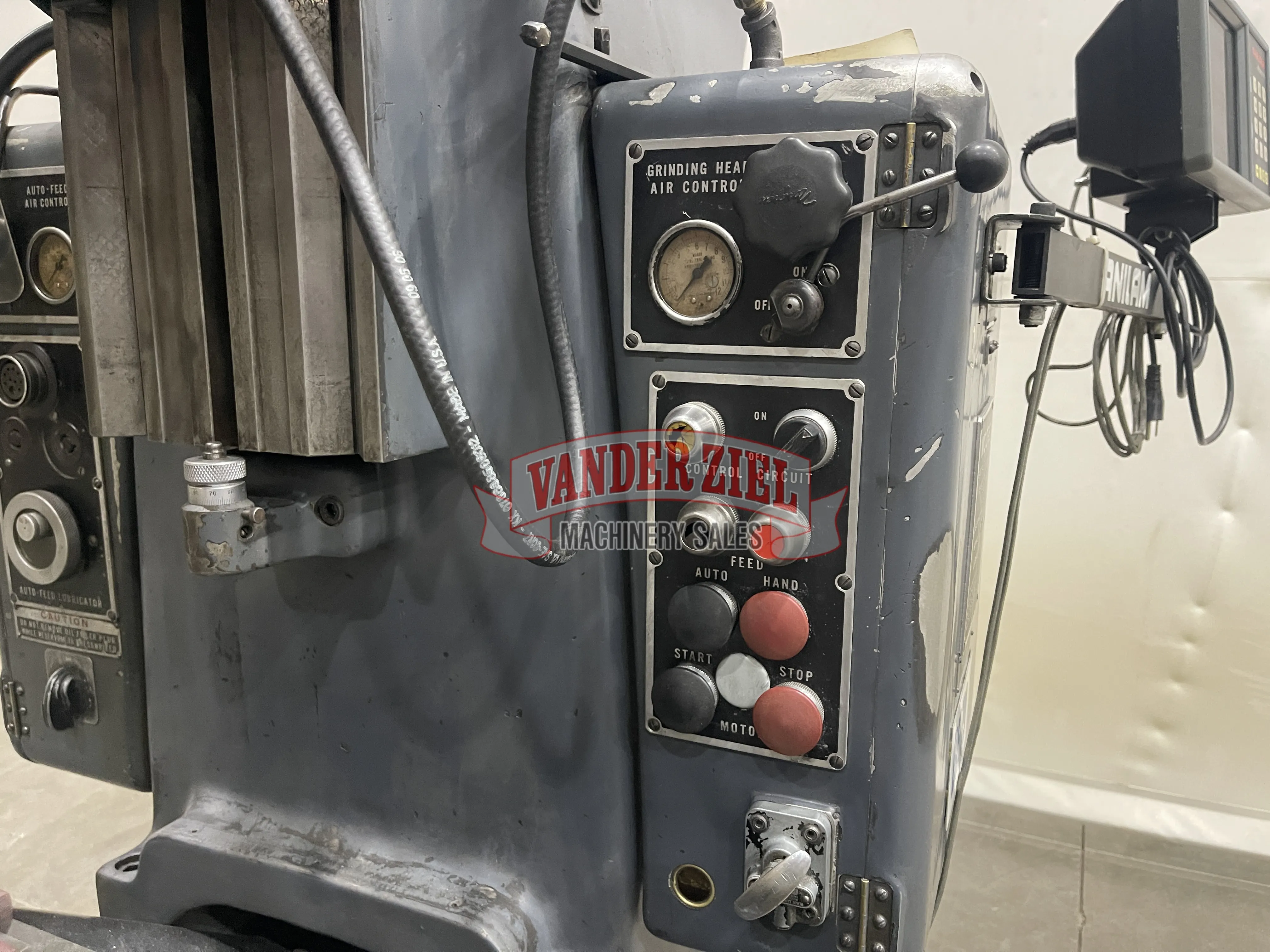 Moore No. 2 Jig Grinder, 19" x 10" T-Slotted Table, Auto Feed, Anilam Wizard 211 2-Axis DRO, 5" x 10" Magnetic Chuck - Prefetch Image 46232