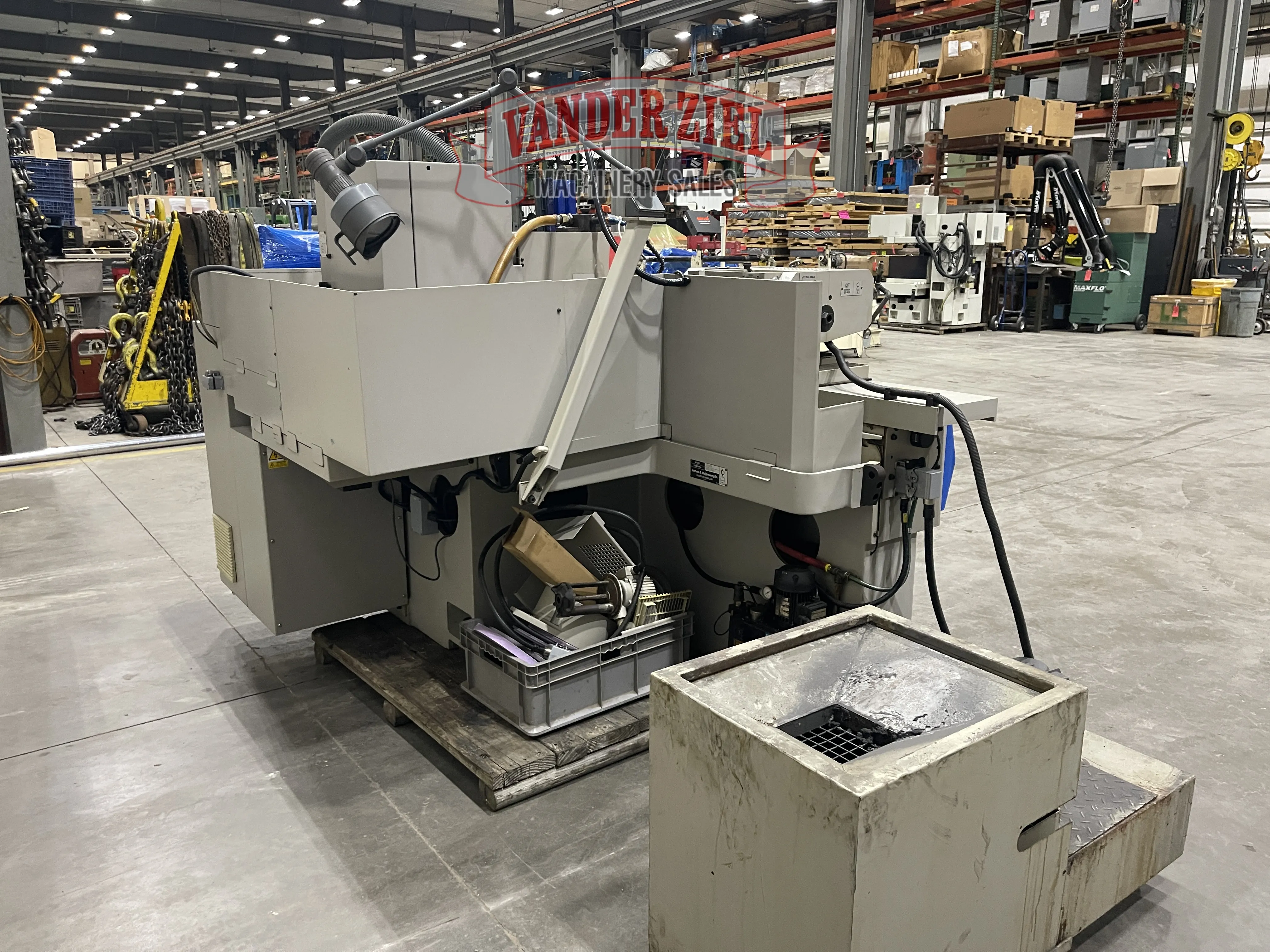 Jones & Shipman 1300X Twin Wheel Universal Cylindrical Grinder, 12" Swing, 27" Grinding Length - Prefetch Image 46255