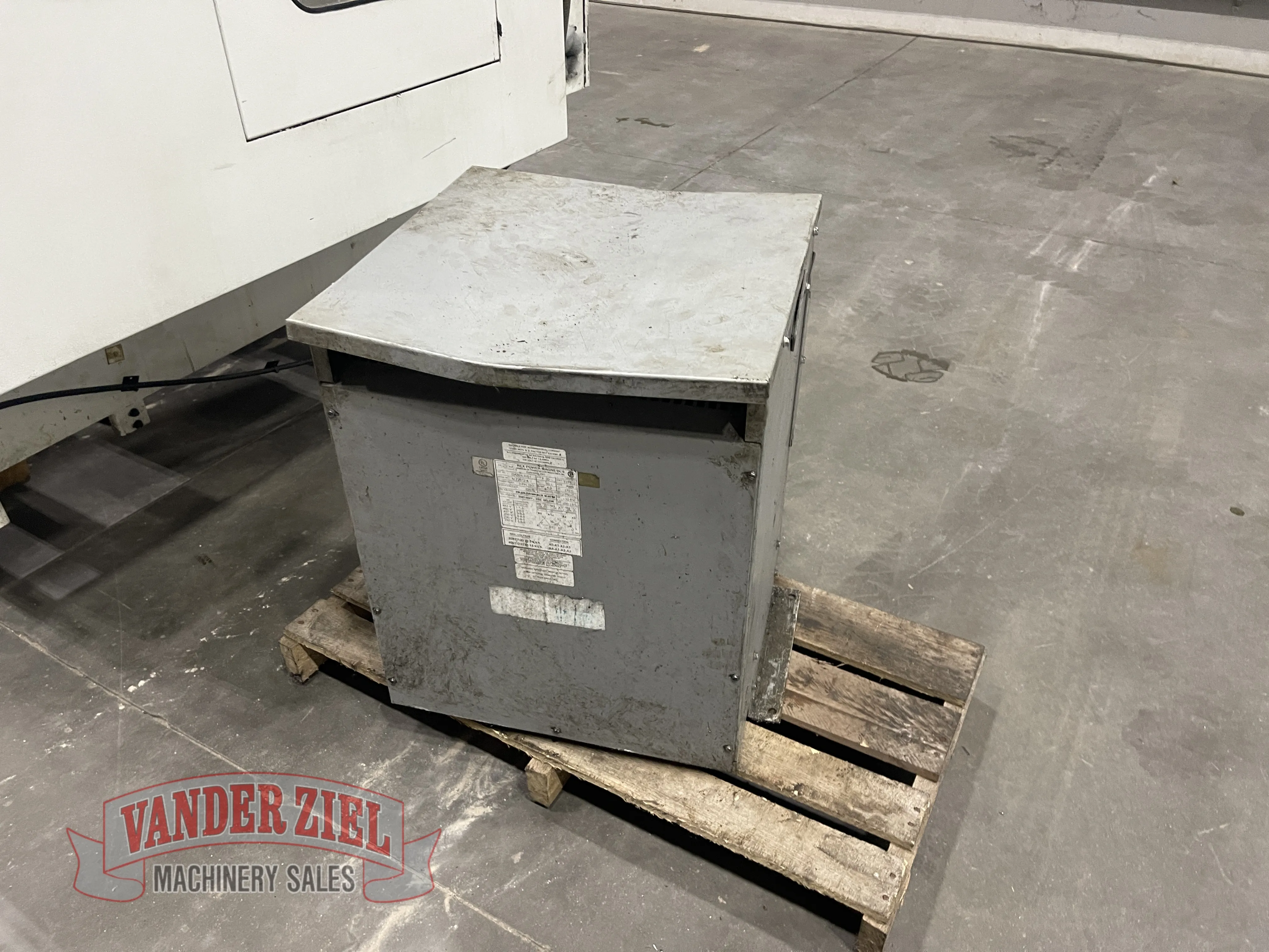 2006 Fryer MC-10E CNC Vertical Machining Center, Fryer 6000i Touch CNC Control - Prefetch Image 46263