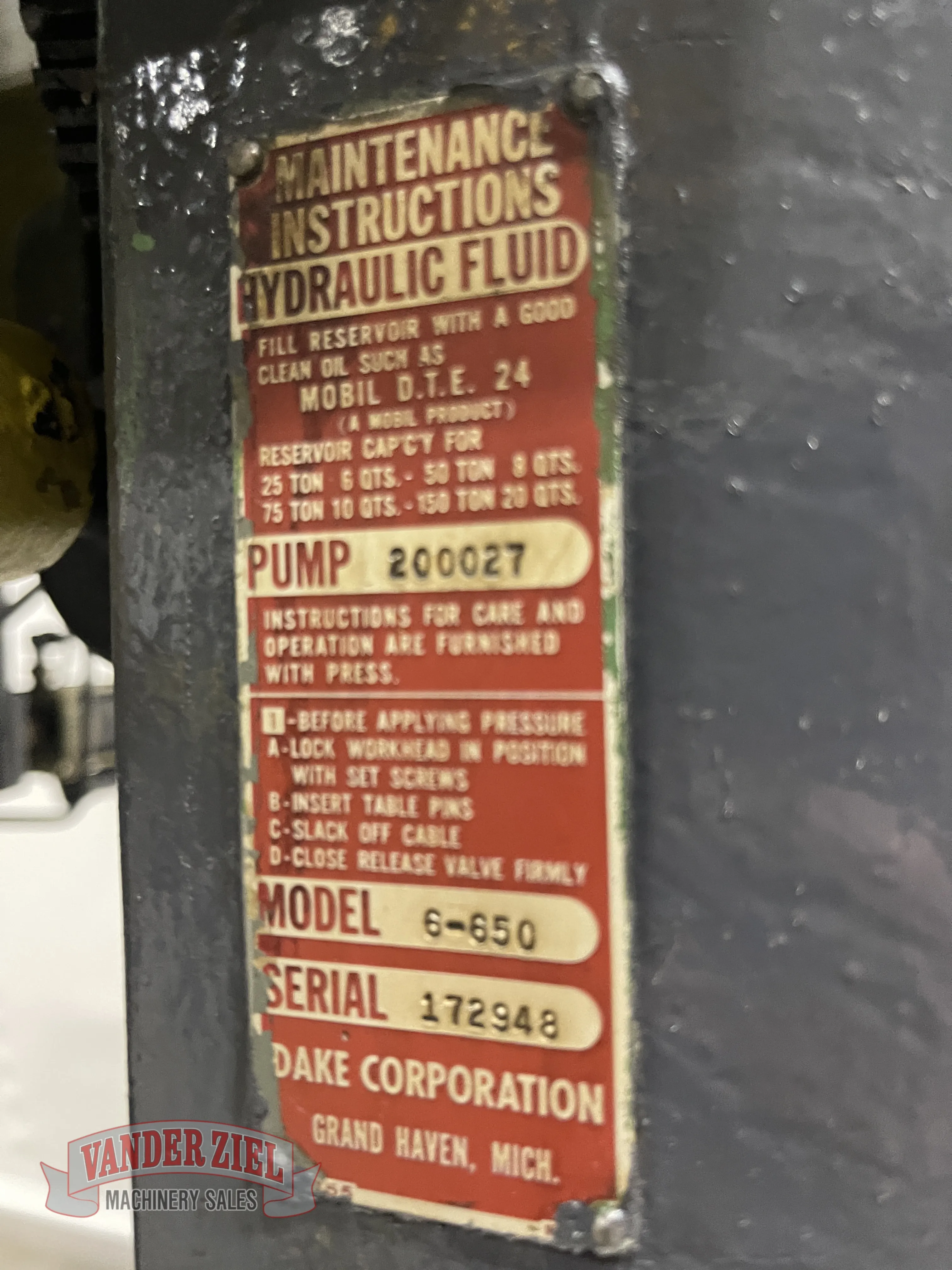 Dake 150 Ton Air Hydraulic H-Frame Press - Prefetch Image 46336