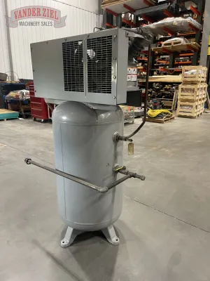 Ingersoll 7.5 HP T30 Upright 3PH Air Compressor - Gallery Thumbnail 3