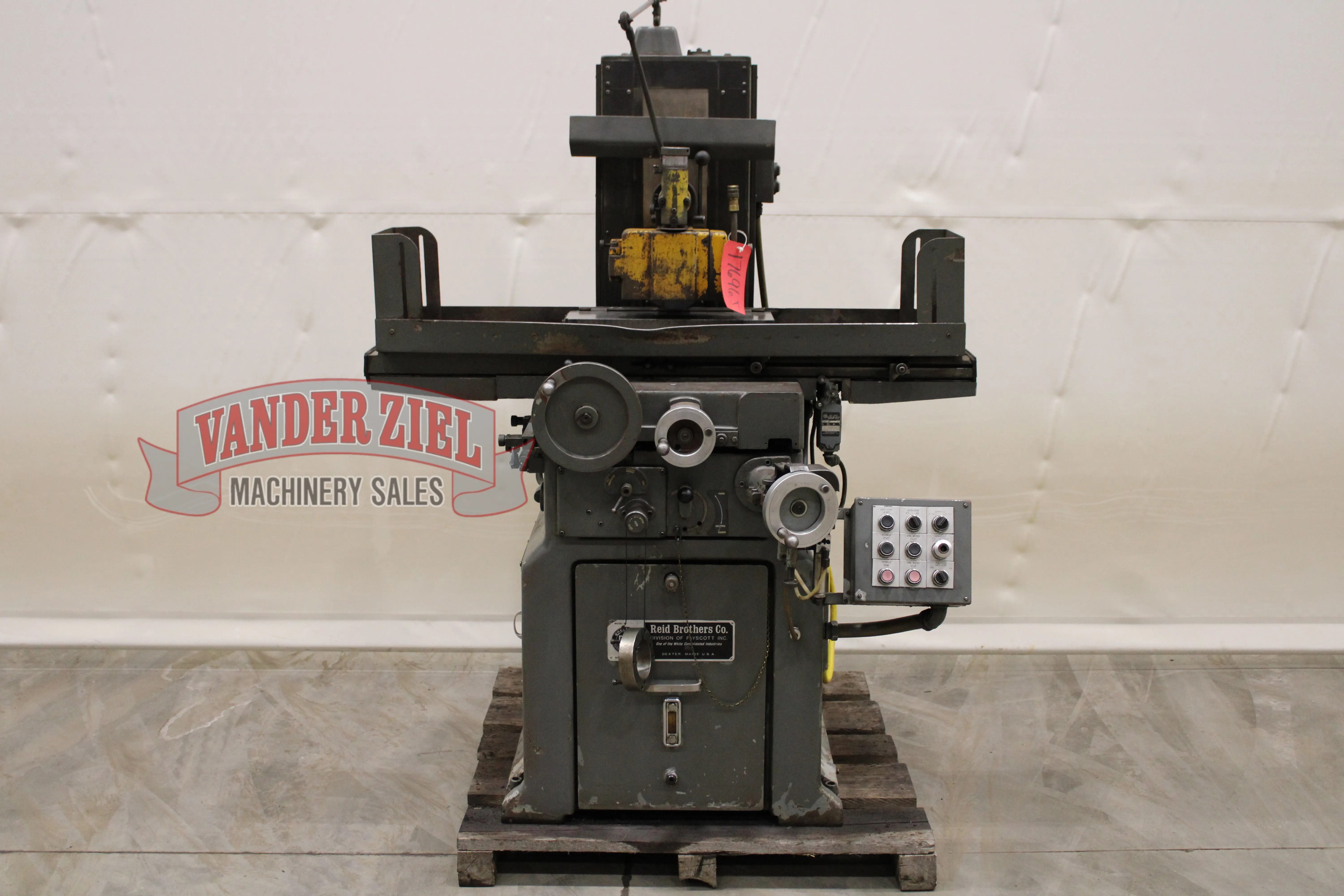 Cincinnati Tool & Cutter Grinder - Main Image 1
