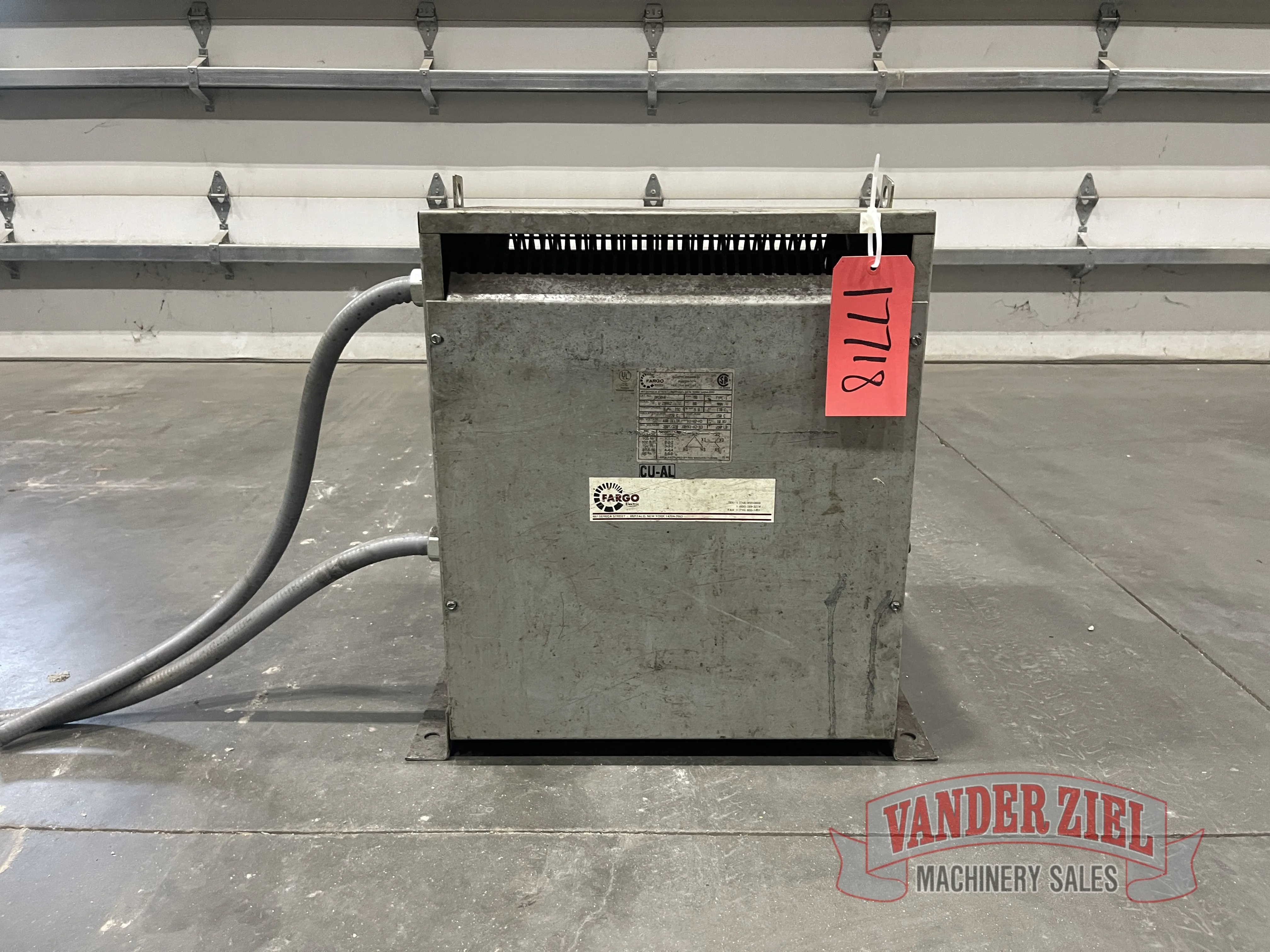Transformer 30KVA 3 Phase 60HZ Primary 480. Sec 380Y/220 - Main Image 1