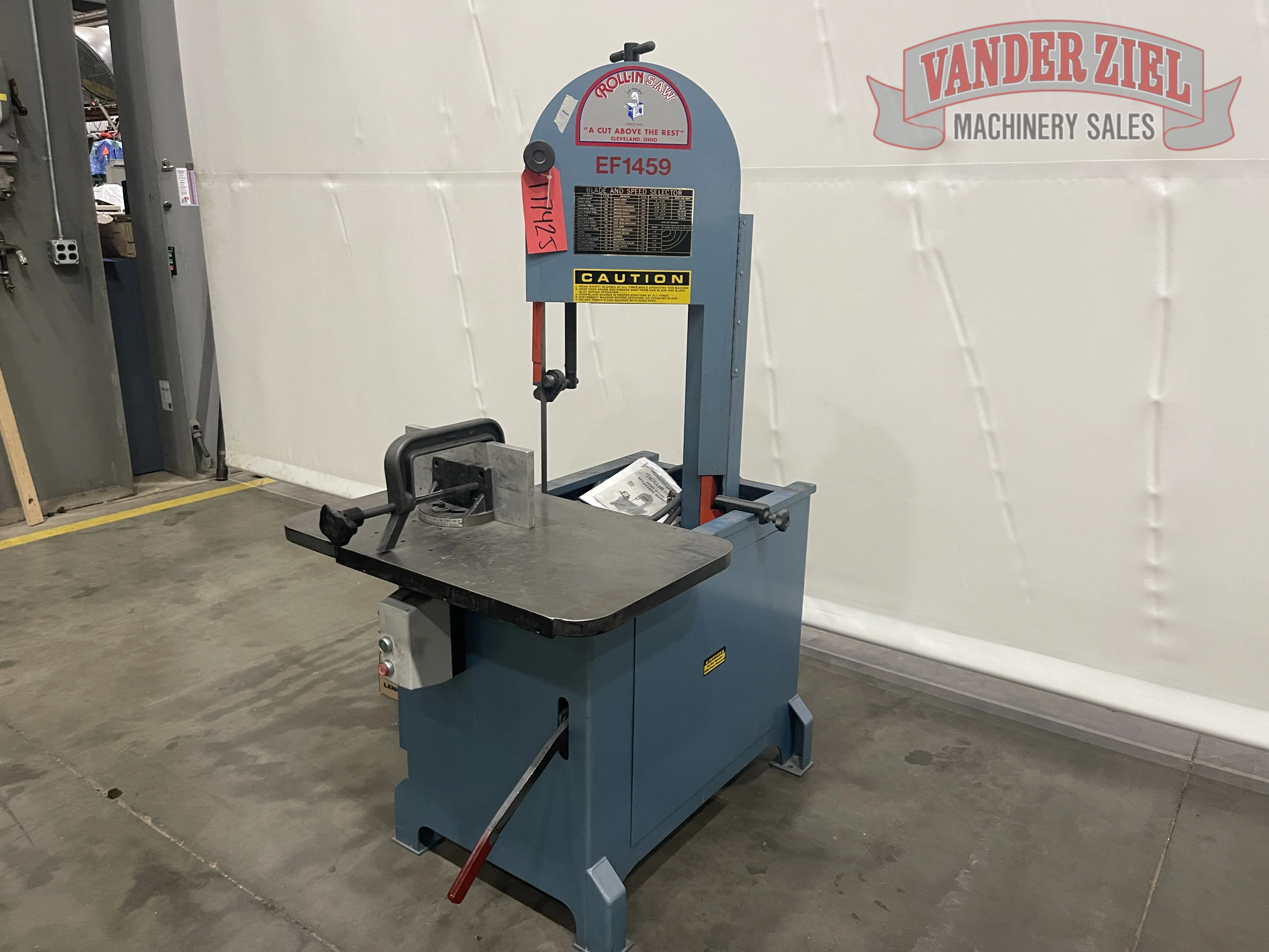 Roll-In EF1459 Roll In Vertical Bandsaw - Prefetch Image 47037