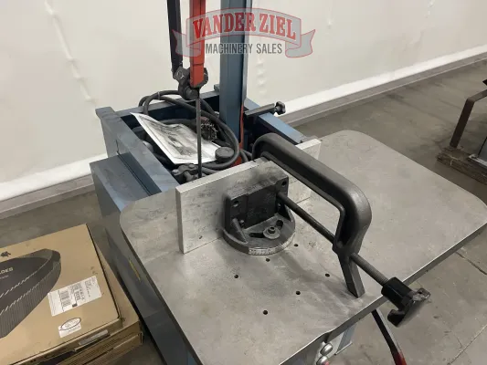 Roll-In EF1459 Roll In Vertical Bandsaw - Gallery Thumbnail 4