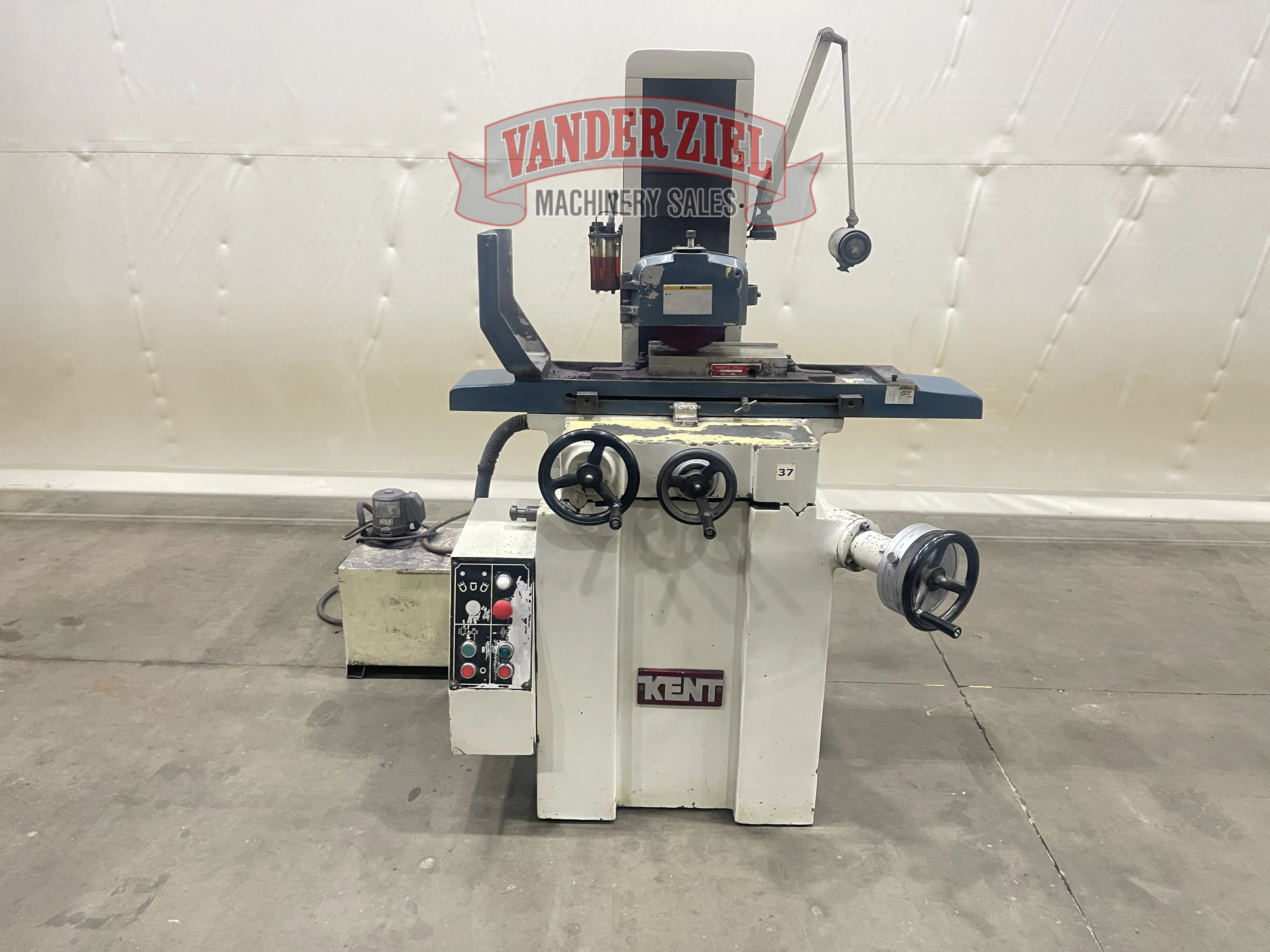 Kent 6"x14" Chuck, #KGS-200, Hand Feed Surface Grinder - Main Image 1
