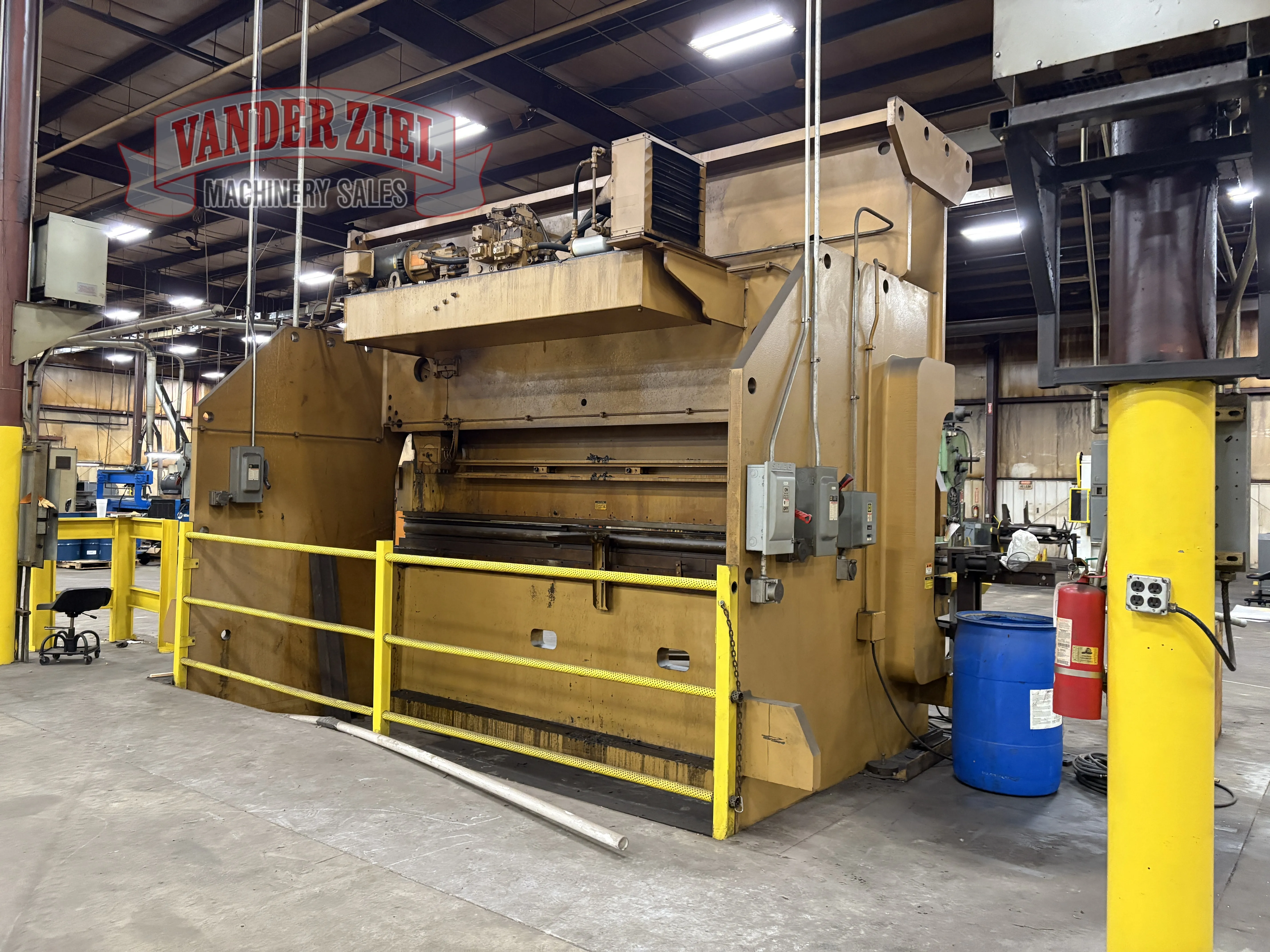 Standard 20' x 600 Ton Press Brake - Prefetch Image 47125