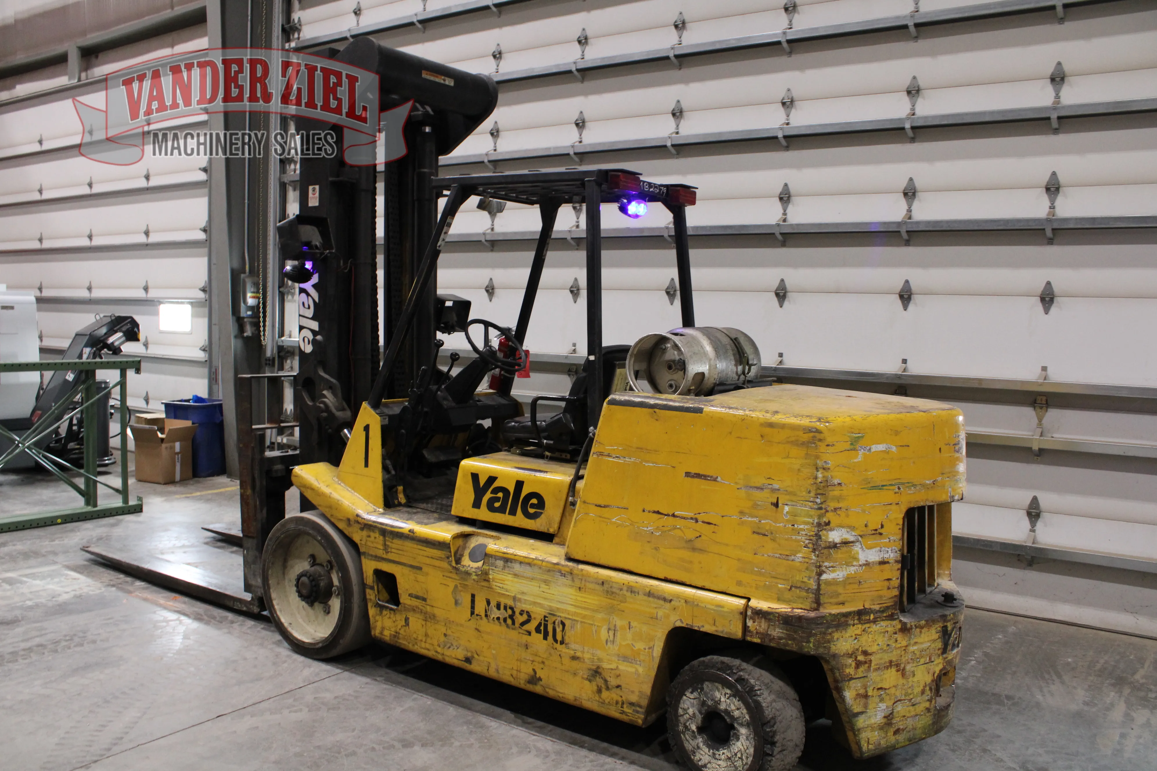 Yale 19,000 lbs. Lift Capacity, Forklift, Model GLC155CANGBV117 - 2006 - Prefetch Image 47213