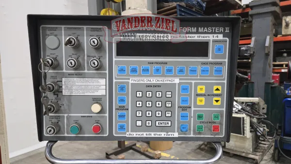 Cincinnati 12’ x 230 Ton Hydraulic Press Brake, Model 230 FMII x 10 - Gallery Thumbnail 4