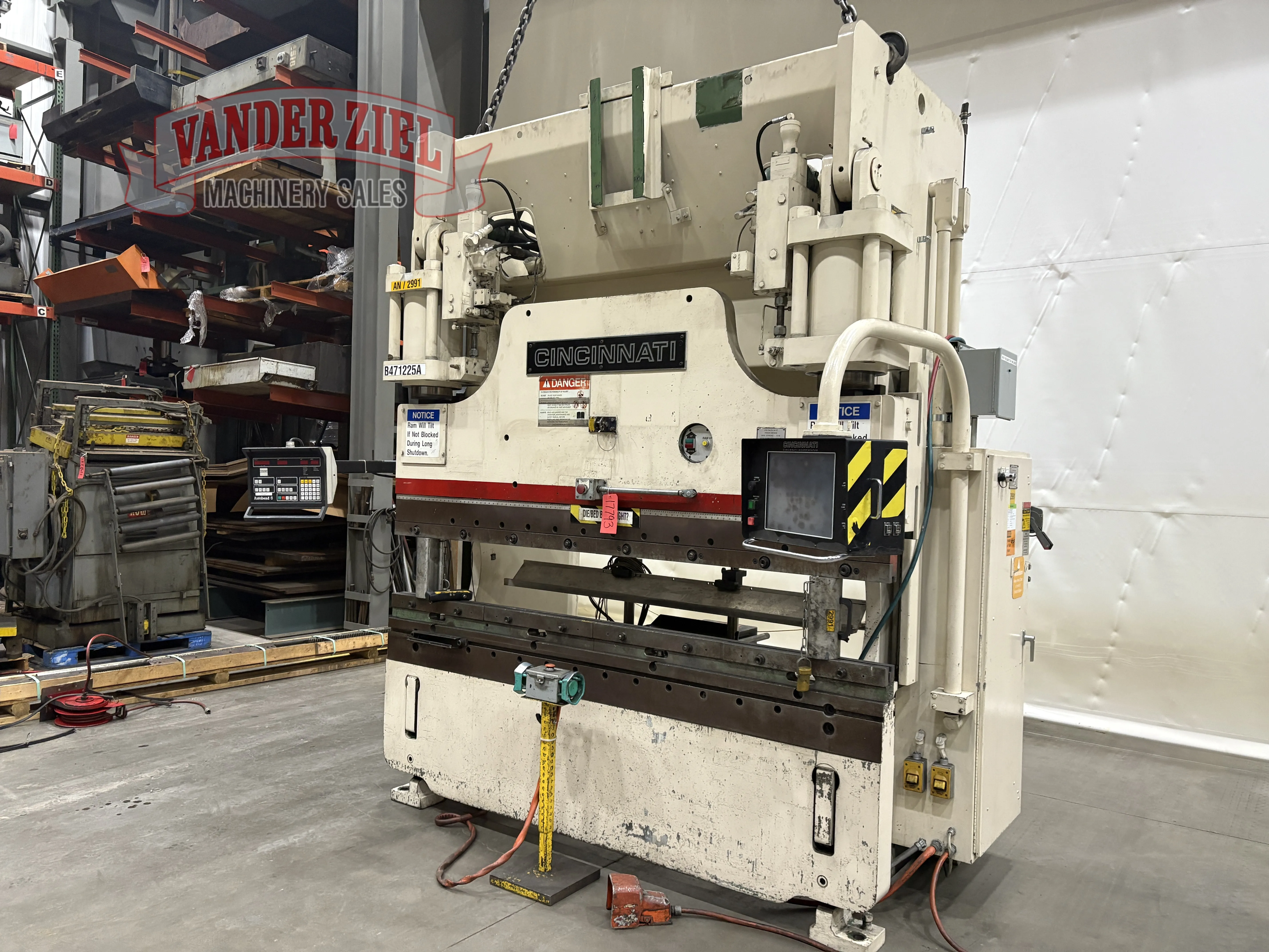 Cincinnati 8’ x 175 Ton Hydraulic Press Brake, Model 175 FMII x 6 - Prefetch Image 47275
