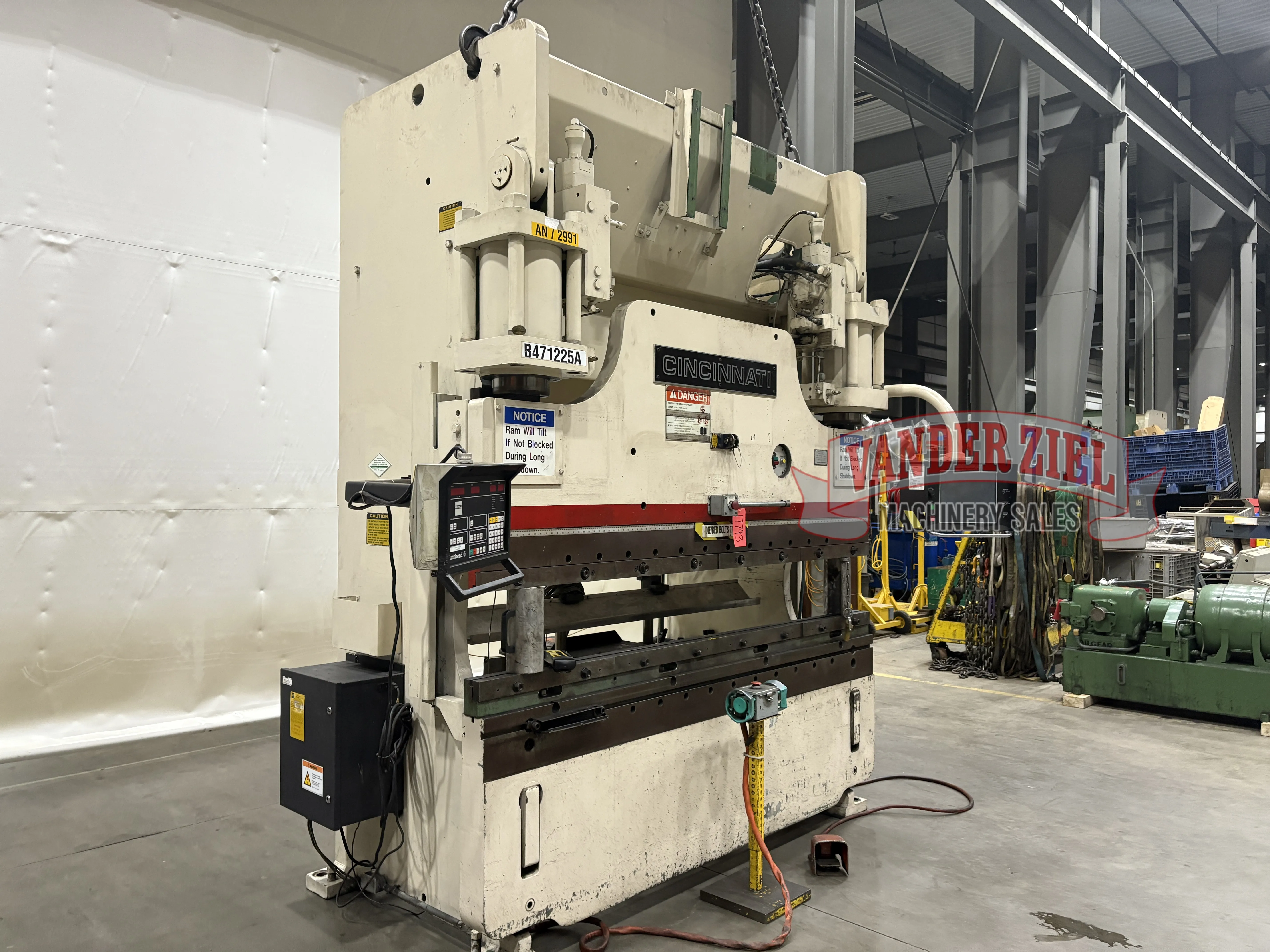 Cincinnati 8’ x 175 Ton Hydraulic Press Brake, Model 175 FMII x 6 - Prefetch Image 47280
