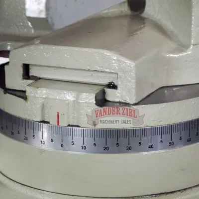 Baileigh Variable Speed Circular Cold Saw - Model CS-350EU - Gallery Thumbnail 4