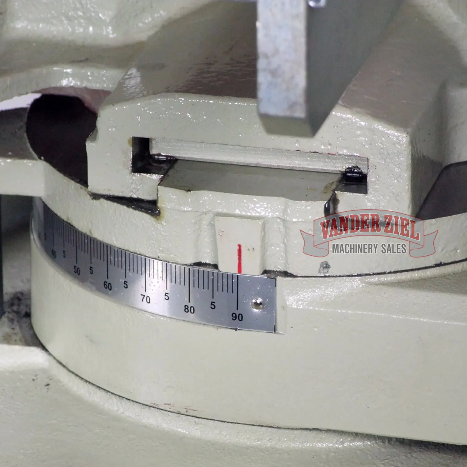 Baileigh Variable Speed Circular Cold Saw - Model CS-350EU - Prefetch Image 47427