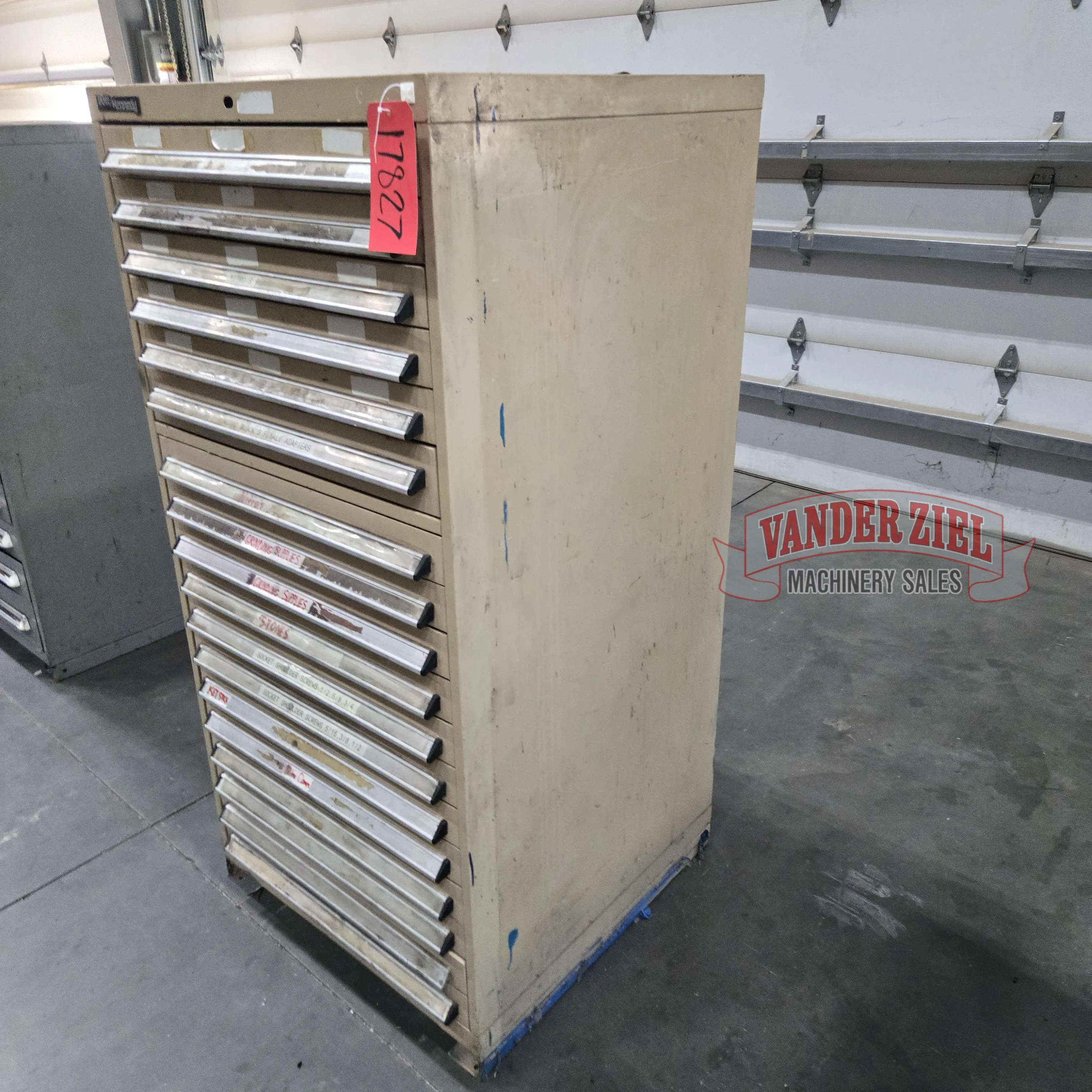 Vidmar 18 Drawer Cabinet - Prefetch Image 47469