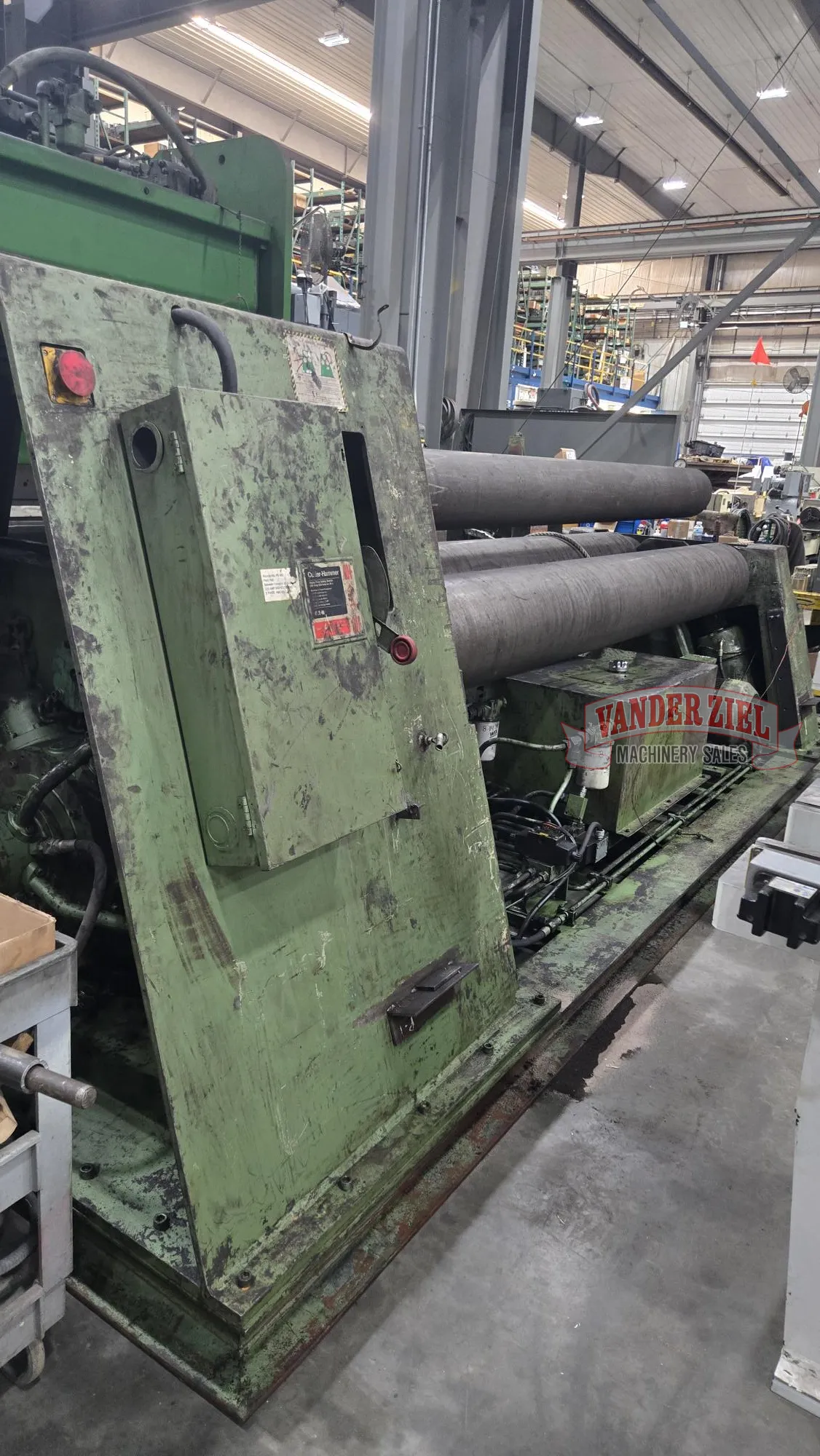 Roundo 10' x 1" Three Pyramid / Initial Pinch Hydraulic Plate Roll, Model PS360 - Prefetch Image 47510