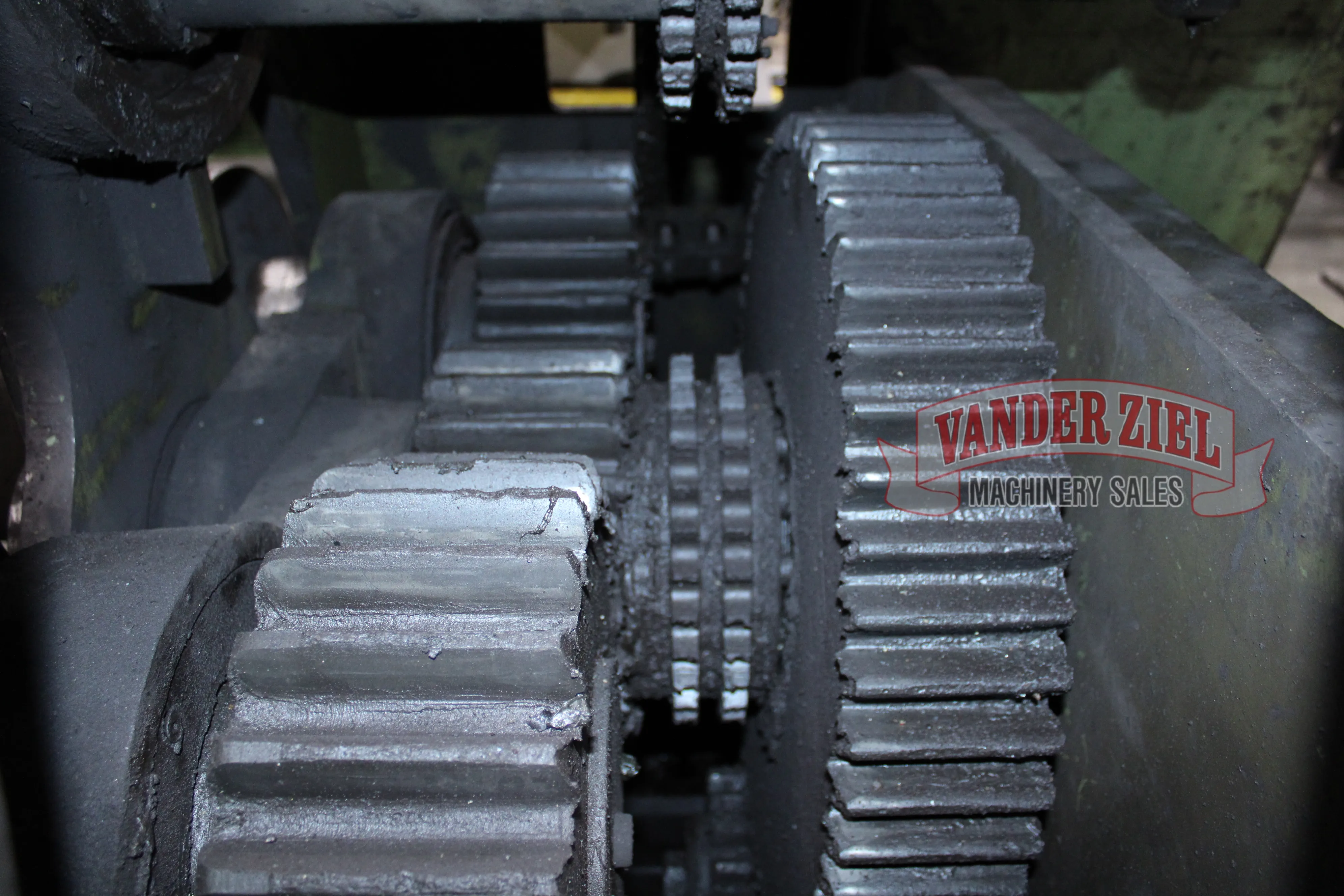 Roundo 10' x 1" Three Pyramid / Initial Pinch Hydraulic Plate Roll, Model PS360 - Prefetch Image 47511
