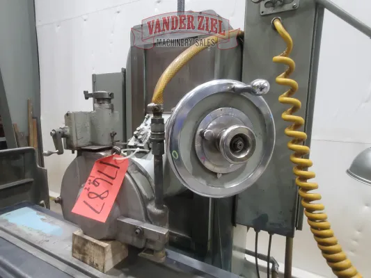 Gallmeyer 370 Hydraulic Surface Grinder - Gallery Thumbnail 2