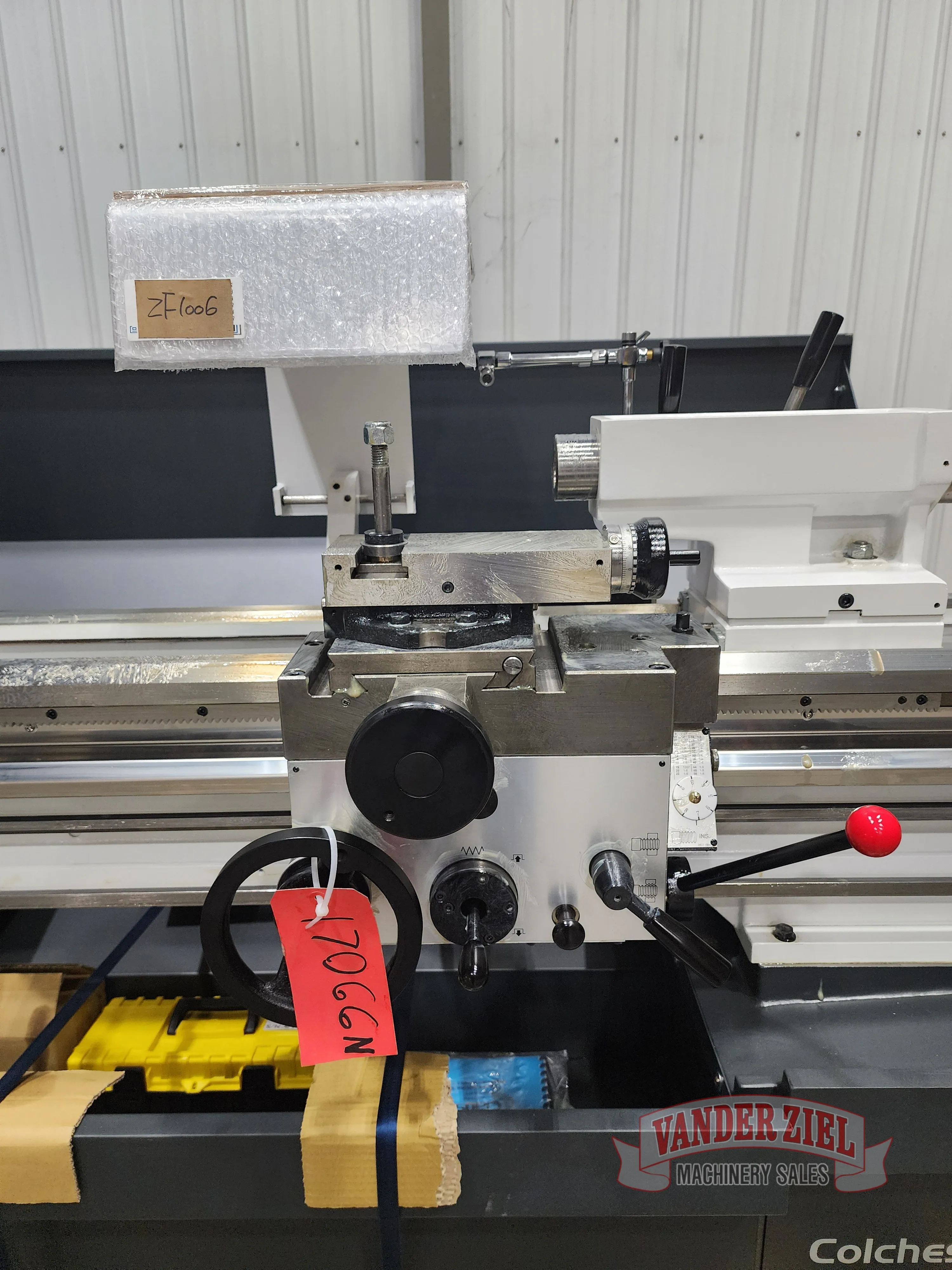 Clausing 15"x 50" Gear Head Lathe, Model 8043SS - NEW - Prefetch Image 47673