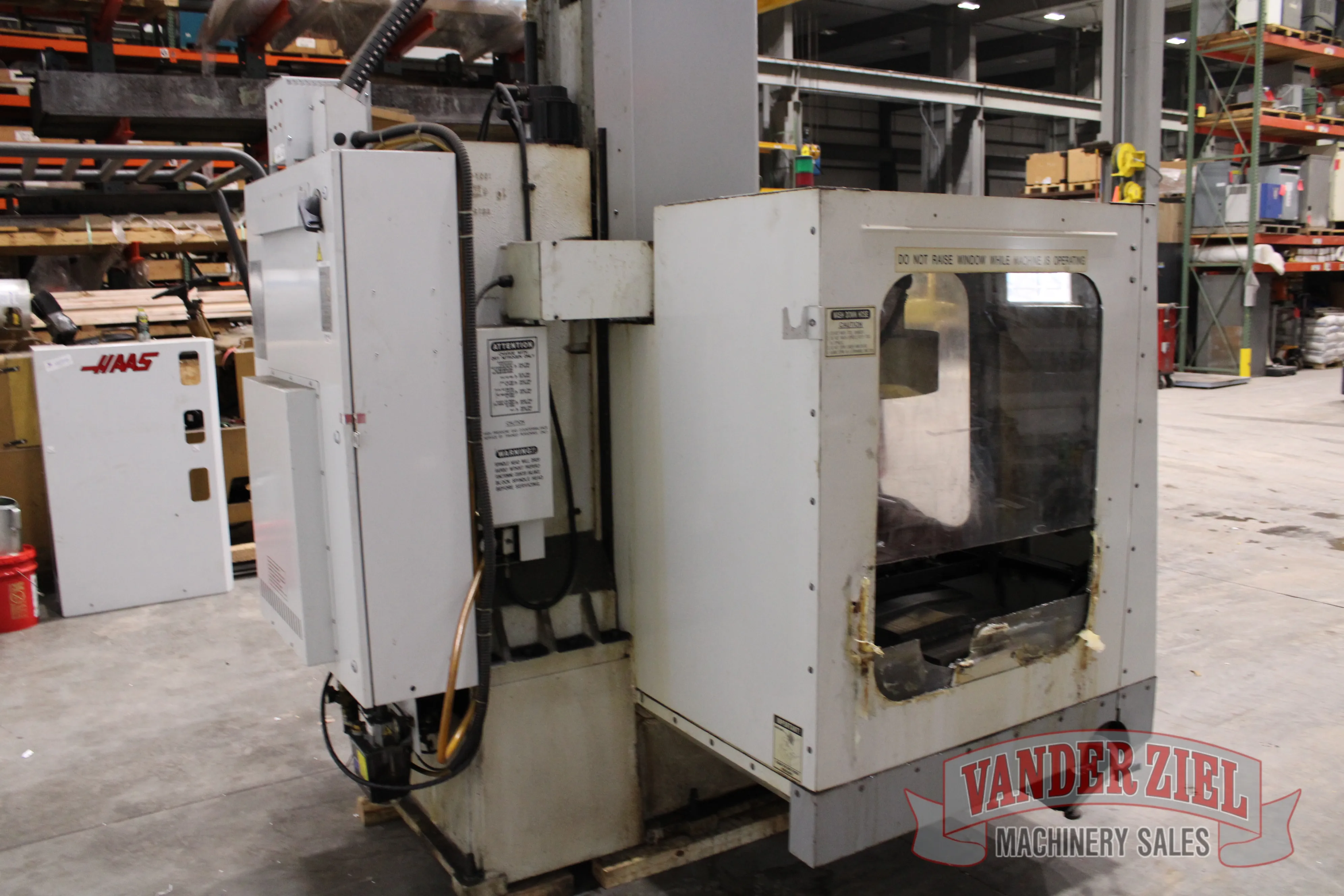 Haas VF-OE CNC Machining Center - Prefetch Image 47685